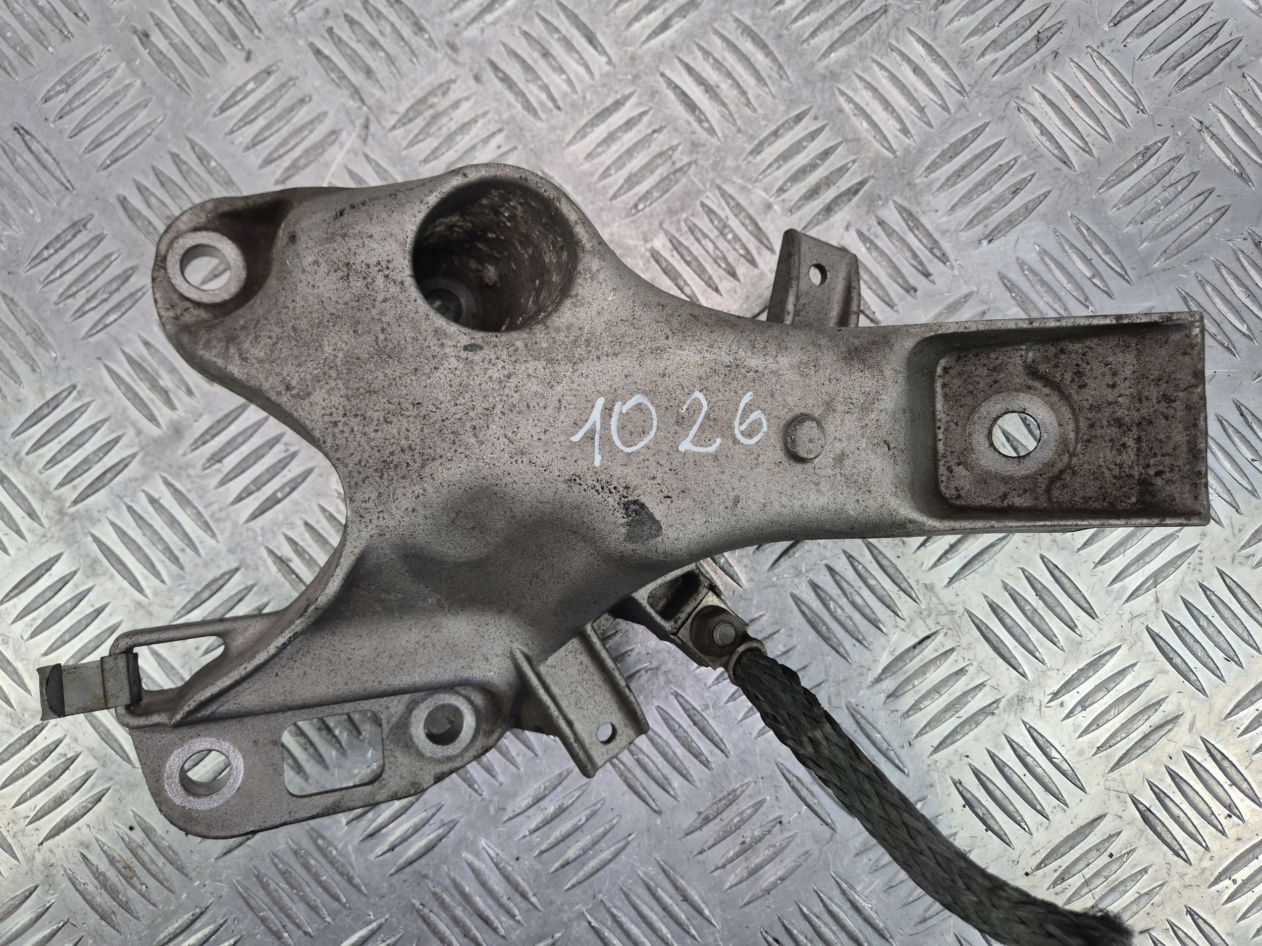 engine mount BMW X5 E70 30i 6772673 N52B30A