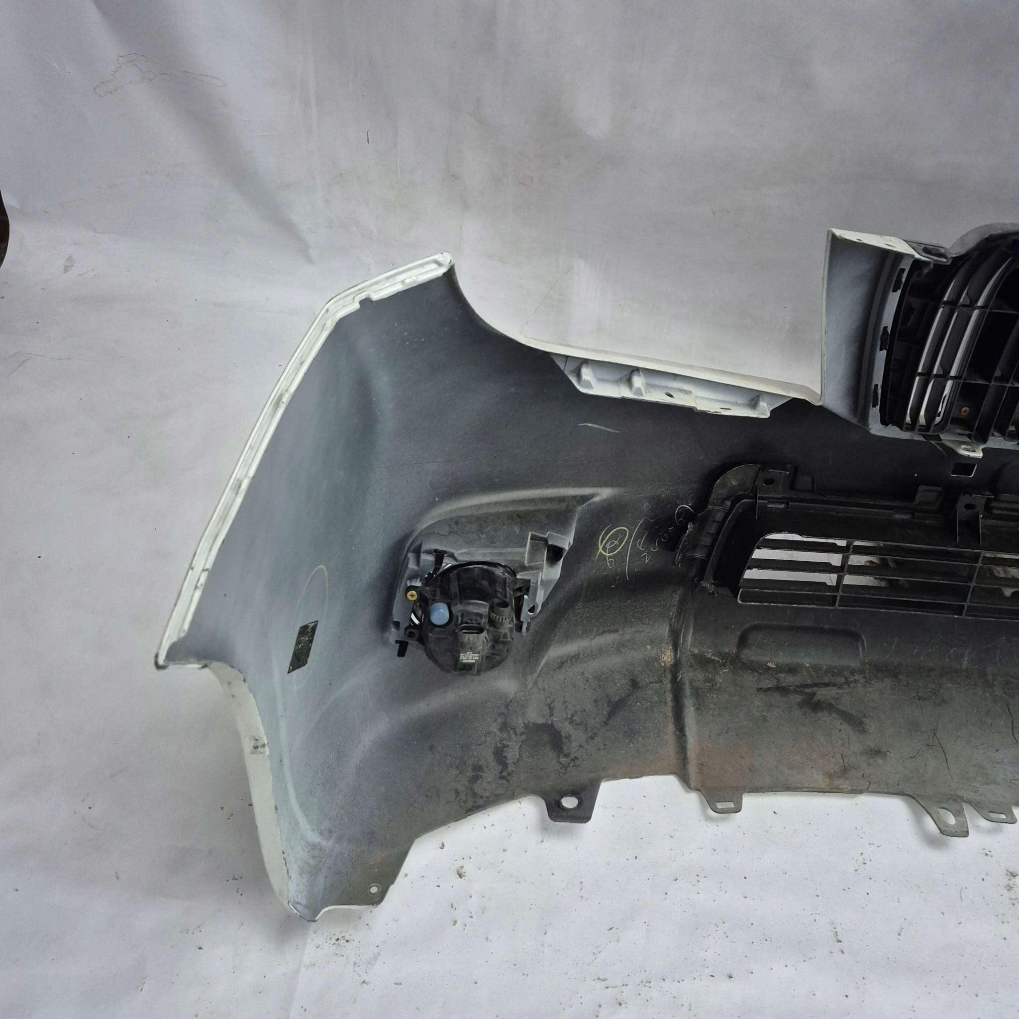 TOYOTA LAND CRUISER J150 09-13 bumper front front washer