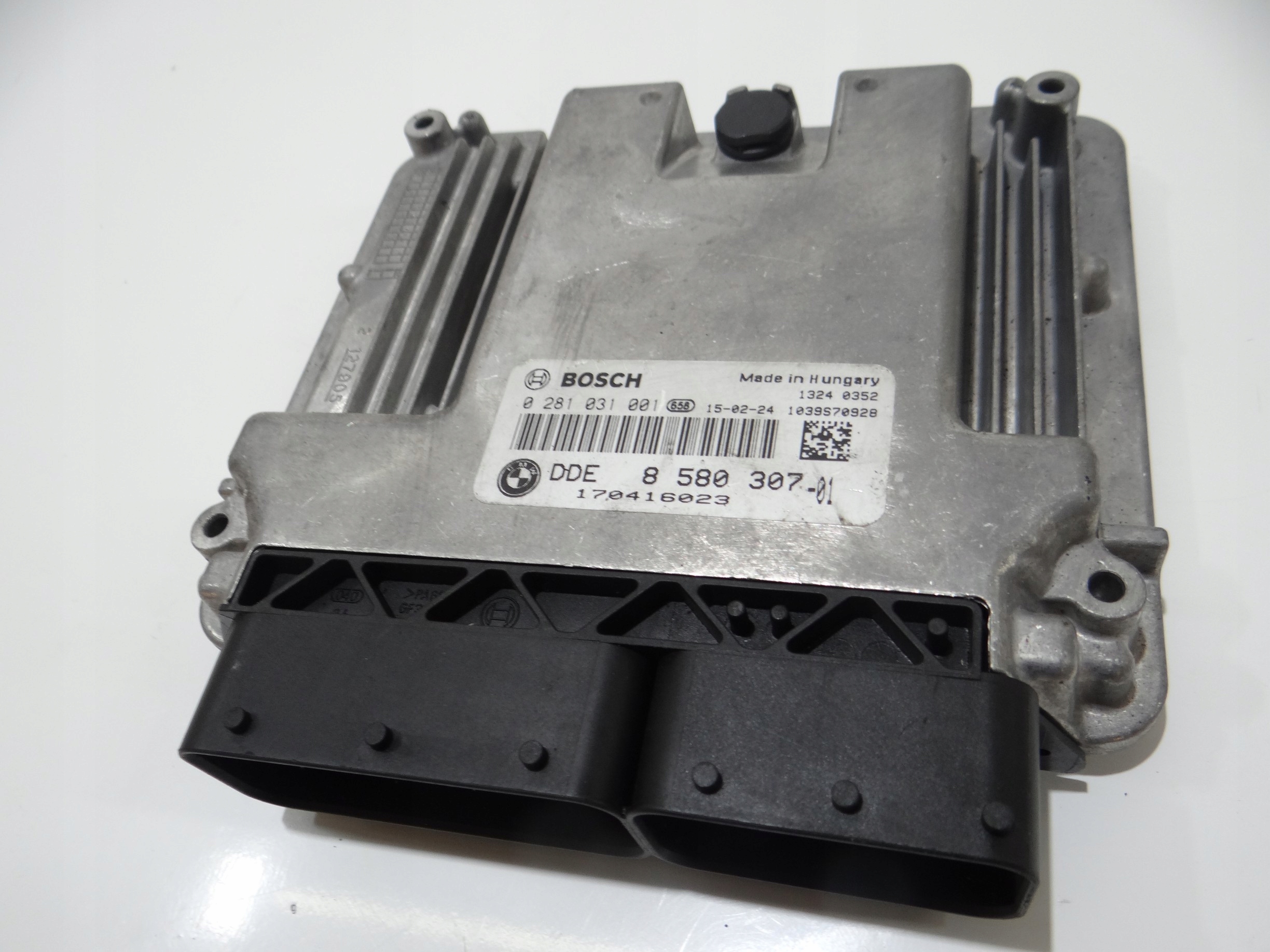 computer control unit of the engine BMW X1 E84 2.0D 8580307