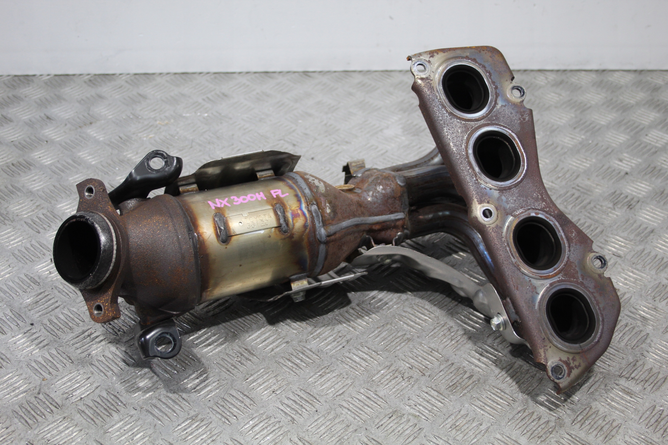 36120 - КАТАЛІТИЧНИЙ НЕЙТРАЛІЗАТОР LEXUS NX 300H LIFT