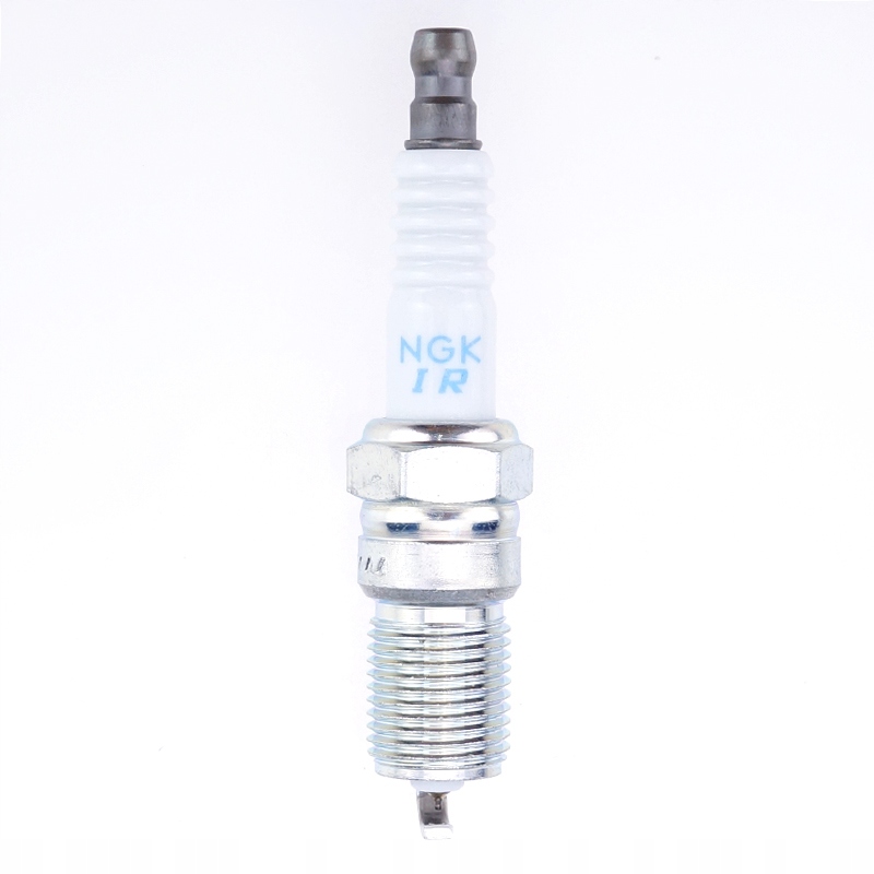 NGK IRIDIUM SPARK PLUGS ITR6F-13 4477 4 PCS Długość gwintu 17,5 mm