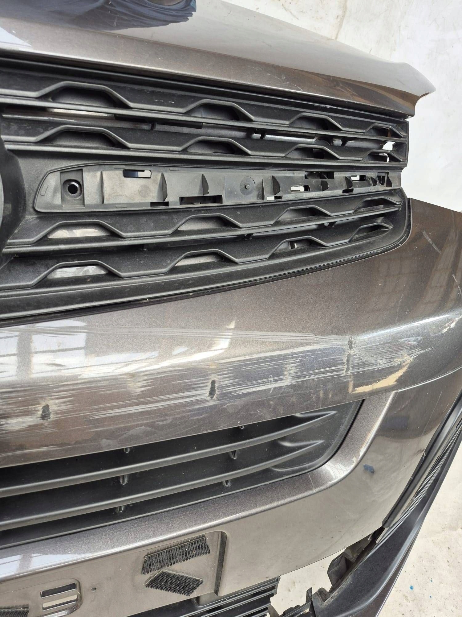 OPEL ZAFIRA LIFE D VIVARO C 19- bumper front front grill 9833129877