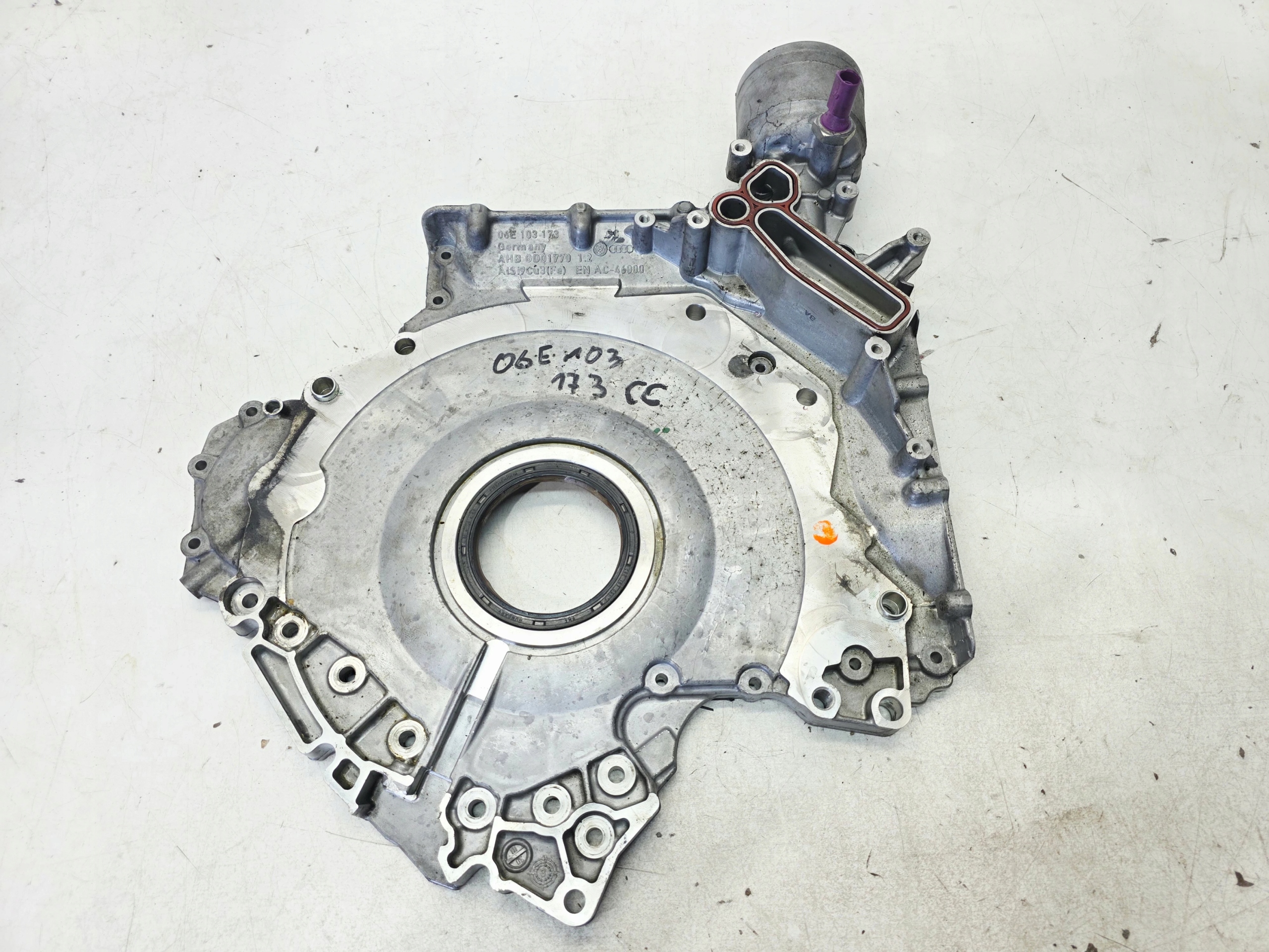 Couvercle carter distribution Arrière AUDI A6 C7 A7 A8 D4 3.0 TFSI 06E103173CC