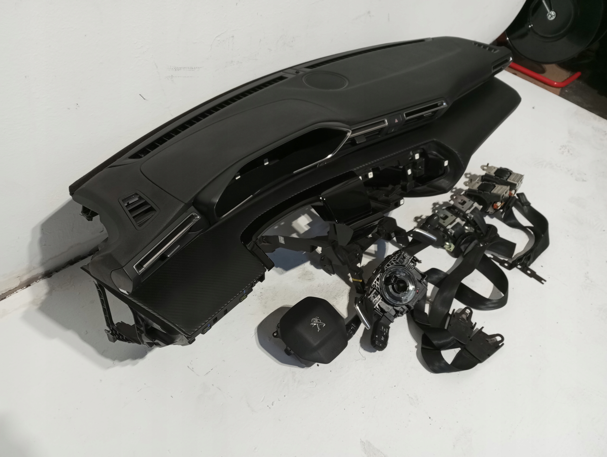 console dashboard PEUGEOT 508 II