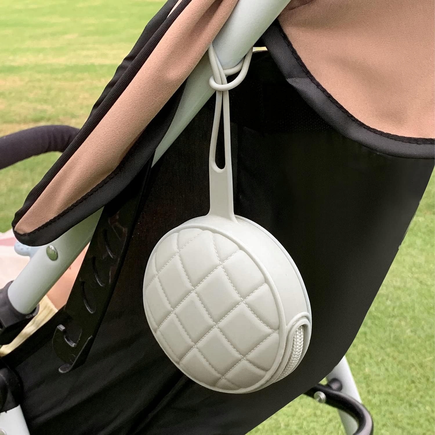 POJEMNIK ETUI POKROWIEC DO PRZECHOWYWANIA SMOCZKA BEŻOWY Marka Bibs