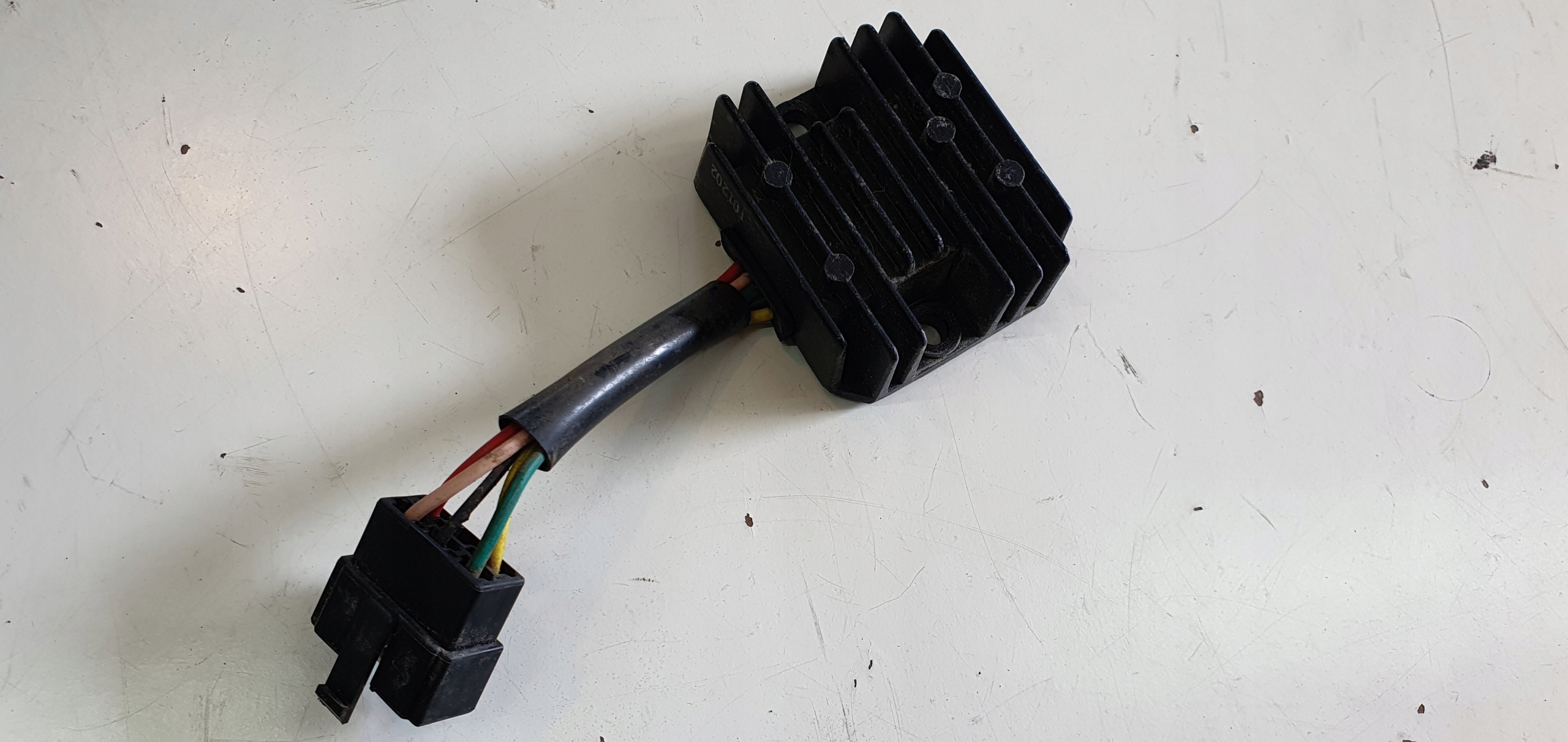 KYMCO LIKE 125 REGULATOR NAPIĘCIA