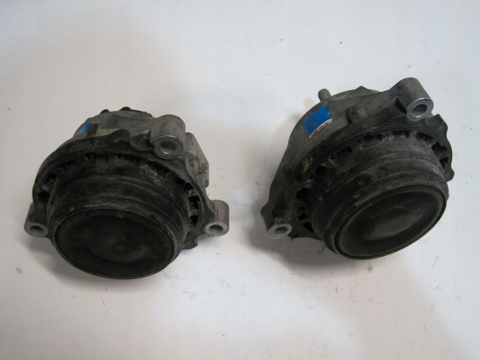 holder engine mount BMW 6868489 6868490