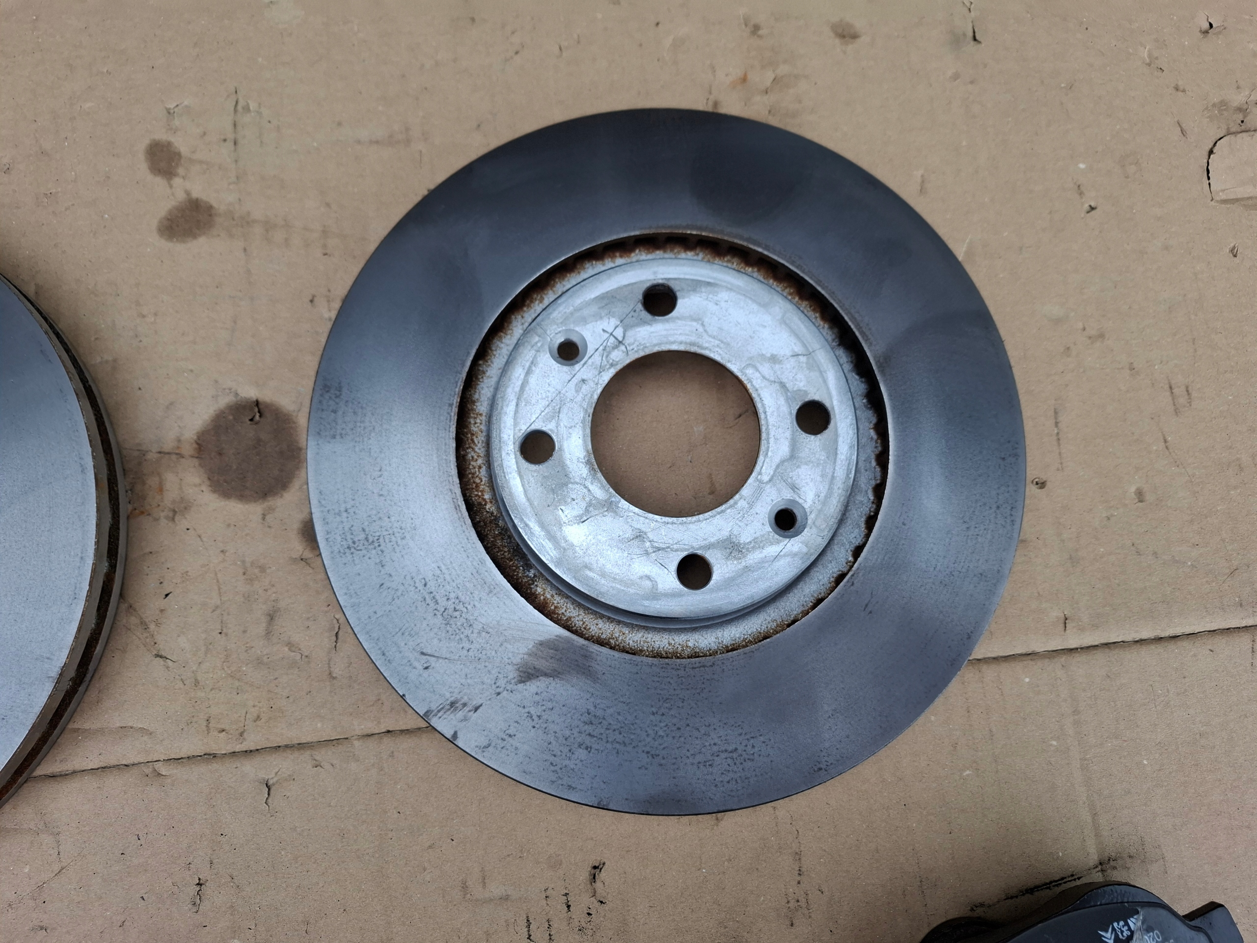 Opel MOKKA B II discs plates front 9807353480 new 25r