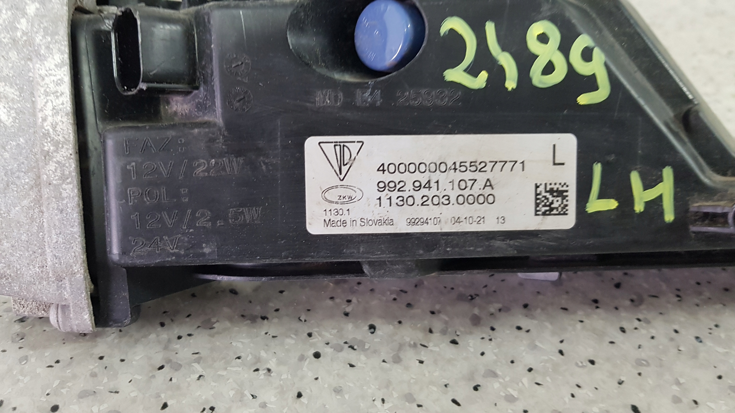 PORSCHE CARRERA 911 left light DRL LED 2489