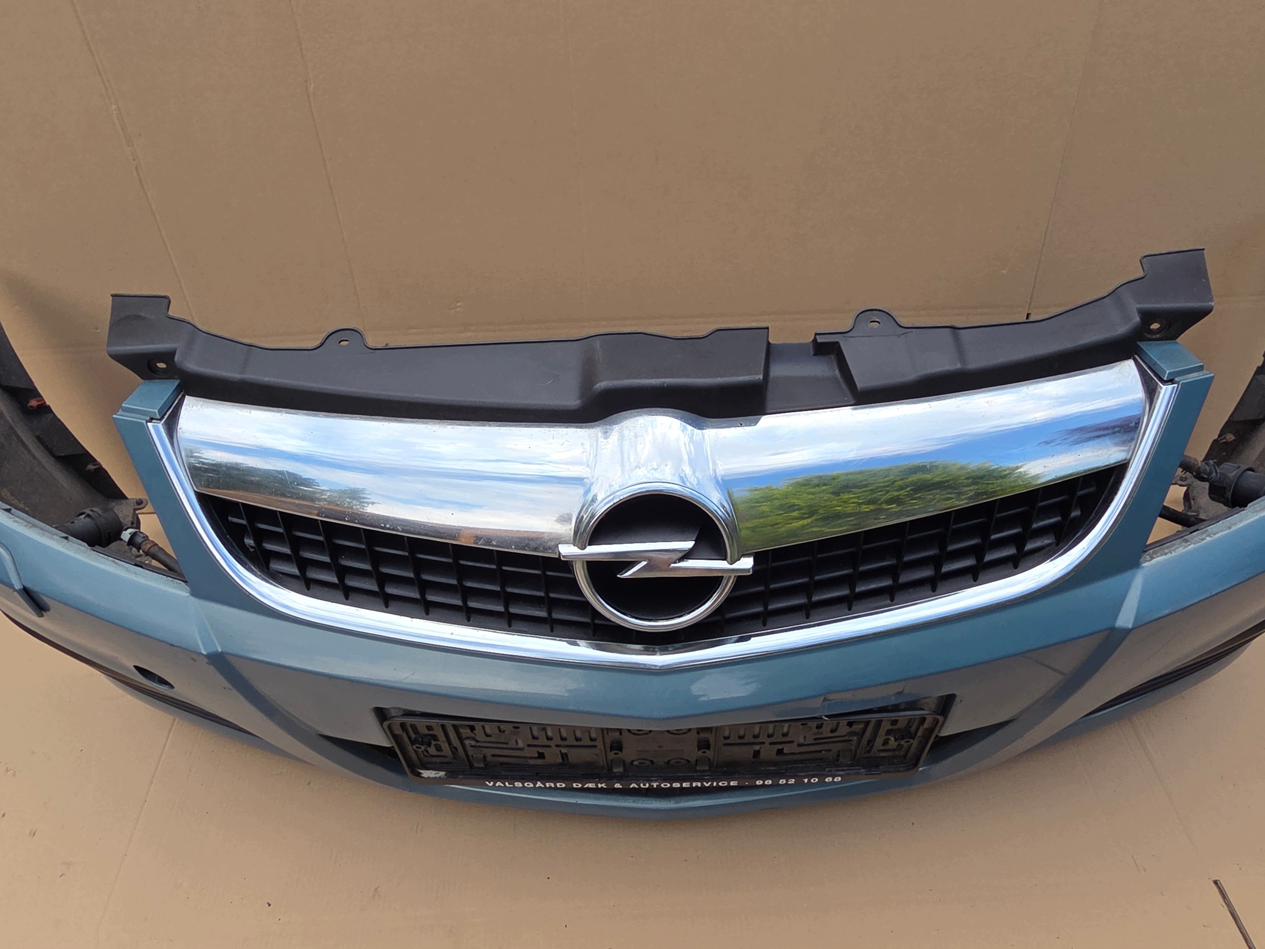 OPEL VECTRA C SIGNUM LIFT XENON front bumper front washers grille