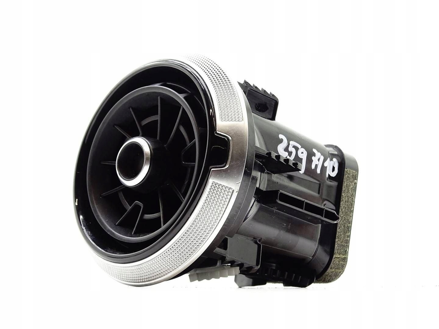 grid air conditioning devices of the dashboard consoles front front AUDI A3 8V LIFT 81A820901B