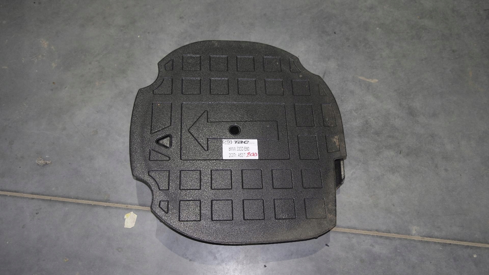 вклад полистирол багажника BMW 5 E60