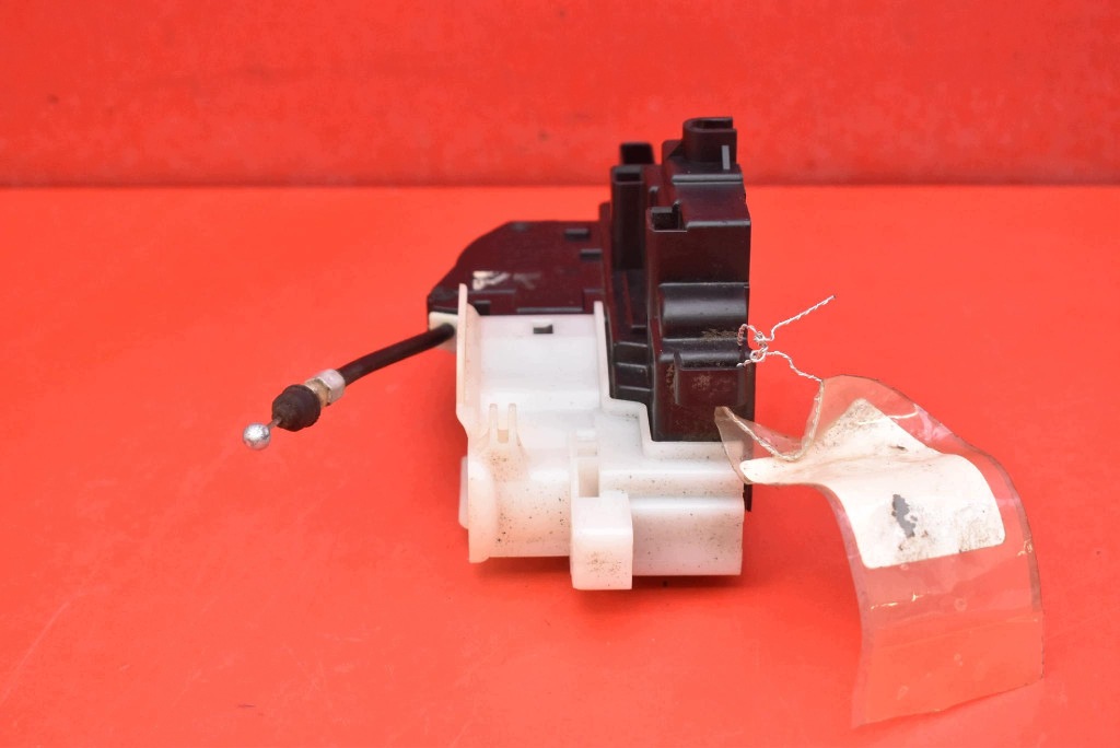 lock door left front front EU KIA CEED 1 and 5D HB 07-10