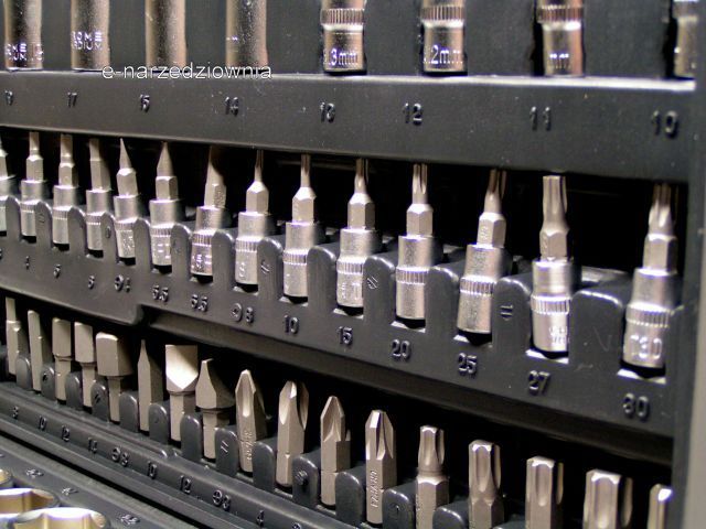 ZESTAW KLUCZY 148 KLUCZE NASADOWE TORX IMBUS YATO EAN (GTIN) 5907589361889