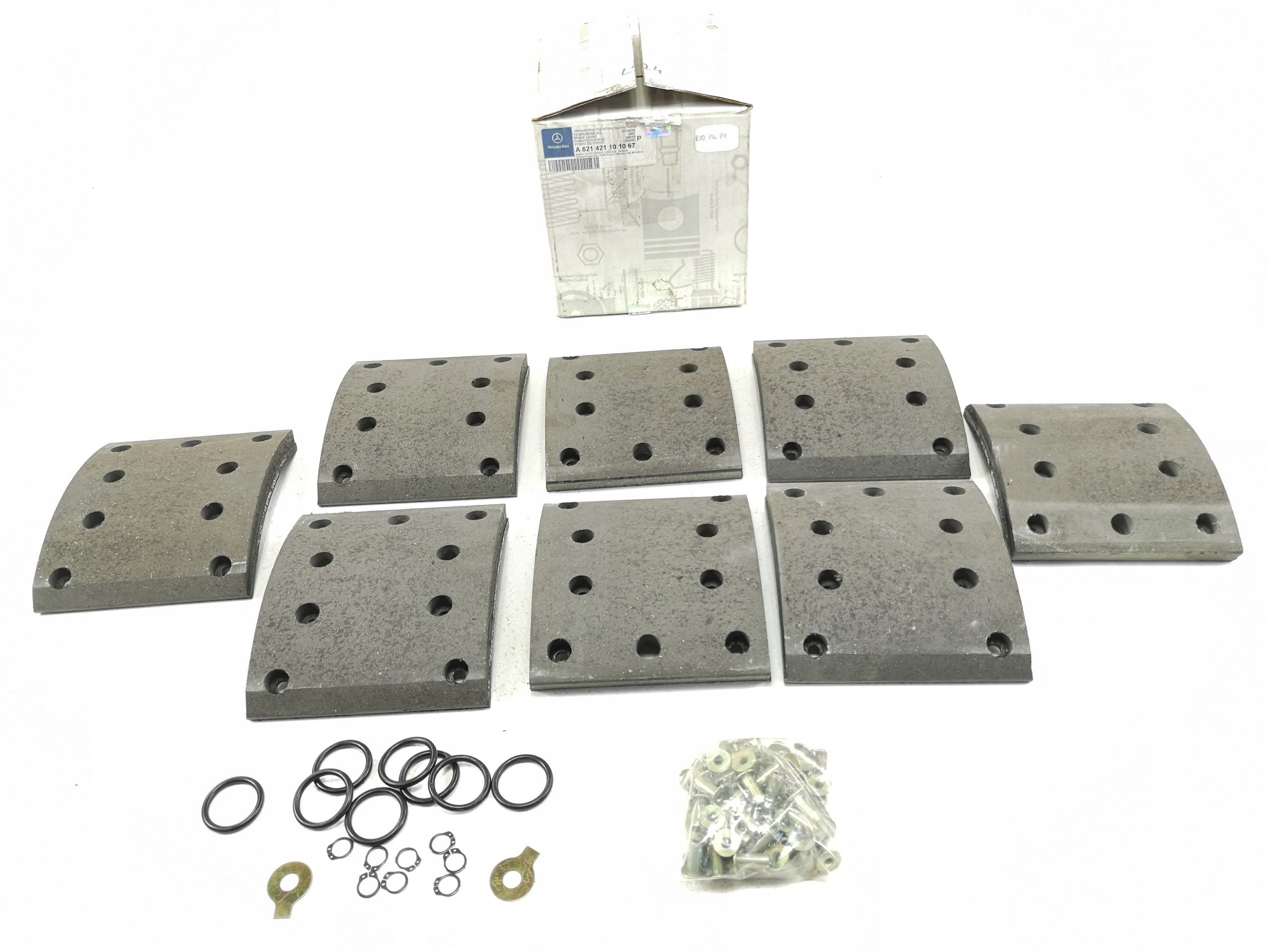 A621421101067 - КОМПЛЕКТ ТОРМОЗНЫХ КОЛОДОК MERCEDES ACTROS