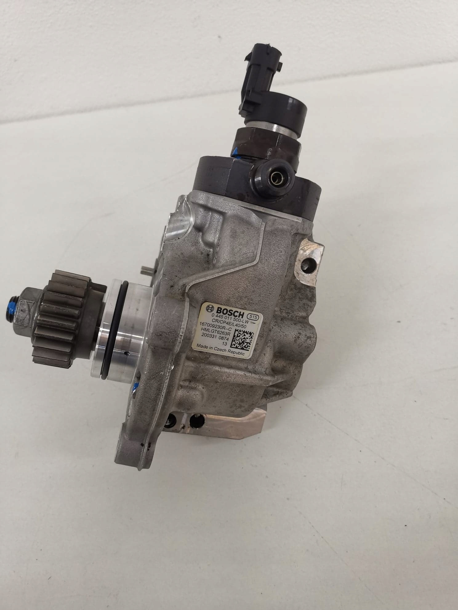 ПАЛИВНИЙ НАСОС RENAULT OPEL 2.0 DCI 0445011500