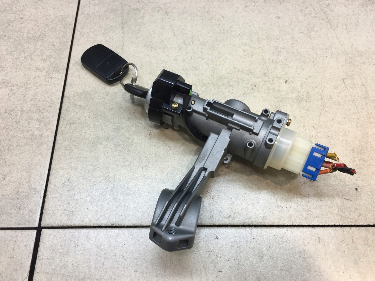ignition key HYUNDAI ELANTRA III 2.0 16V