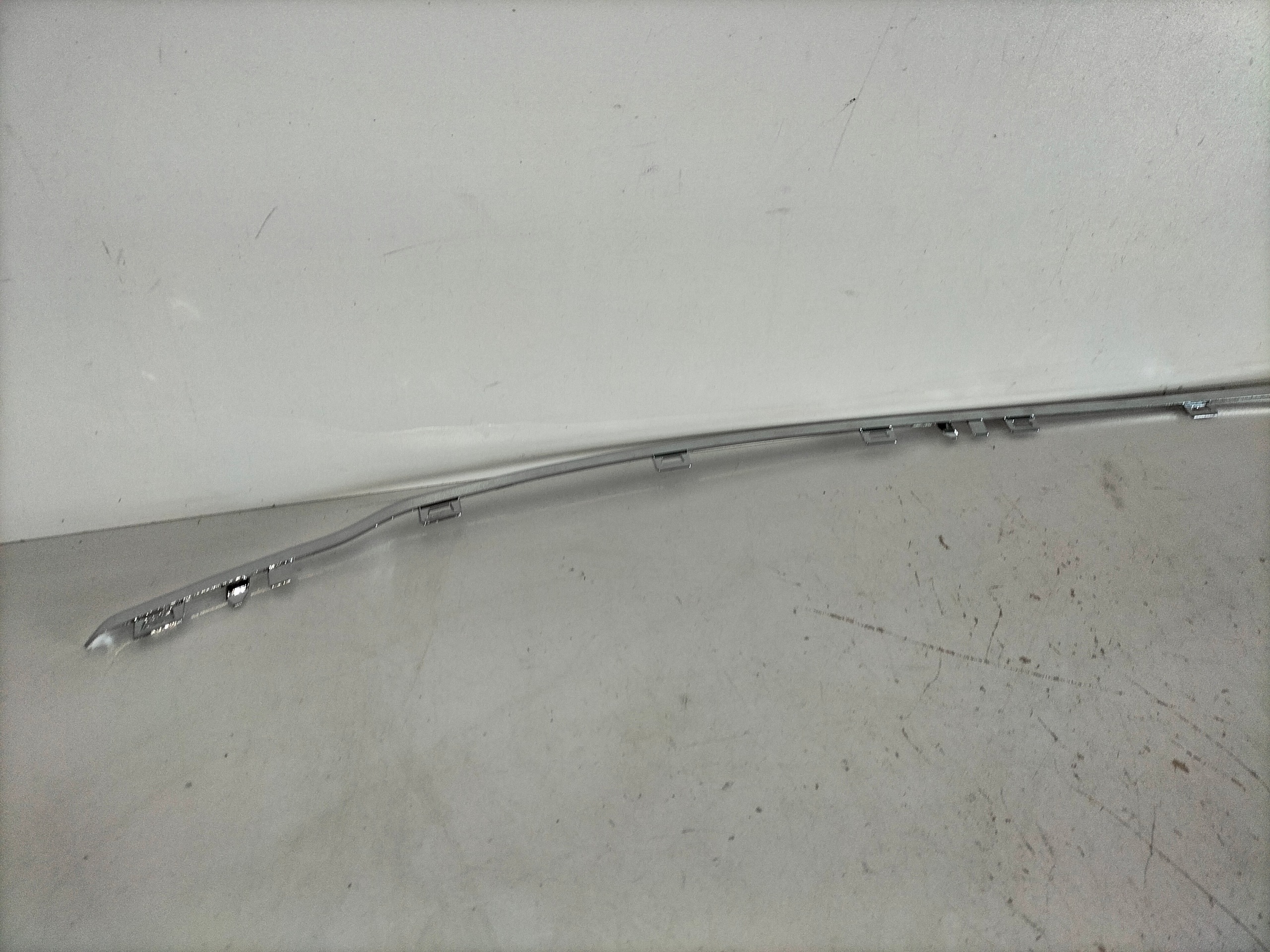 moulding grille chrom FORD KA + plus 16