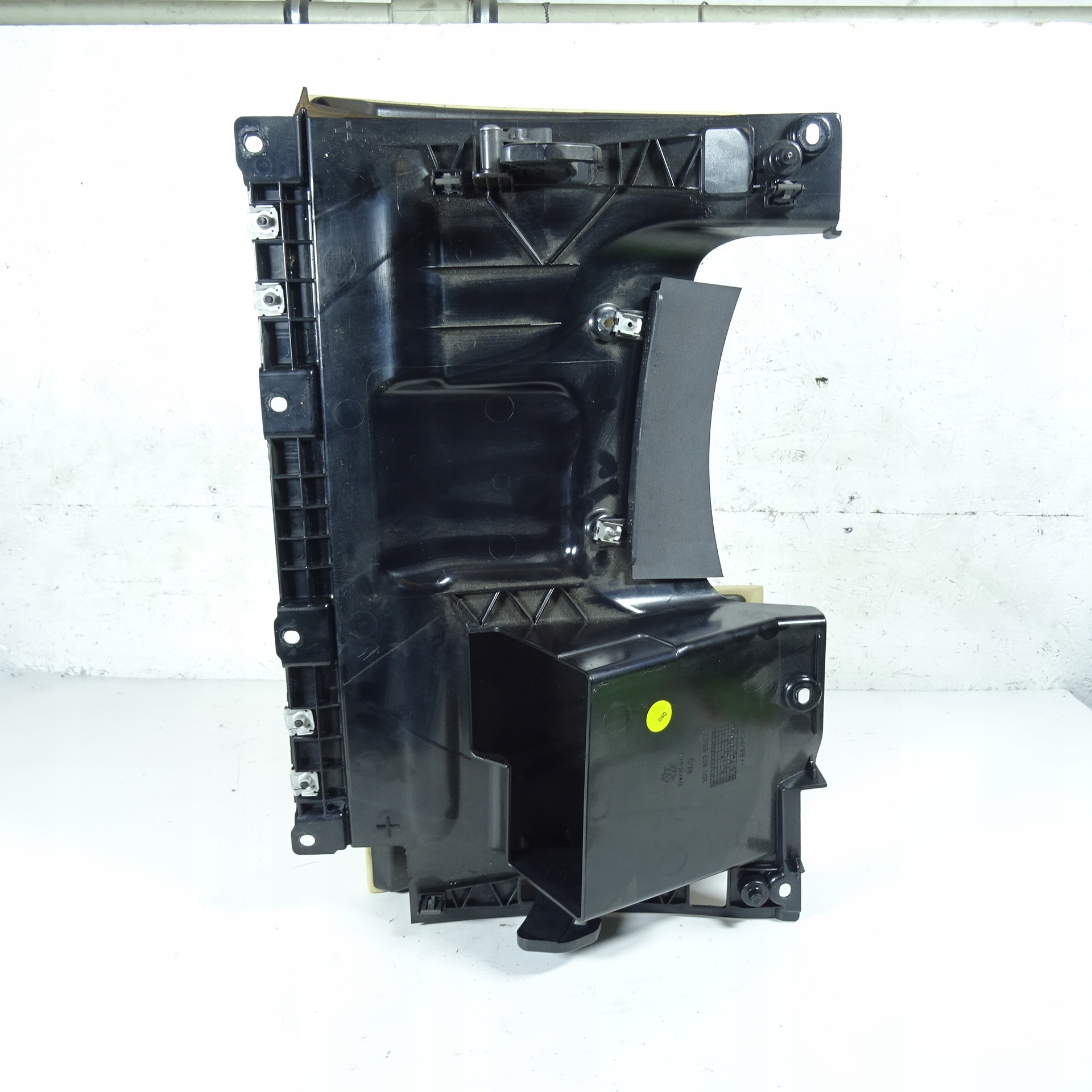 VW PHAETON passenger compartment below steering wheel, 3D1857505G