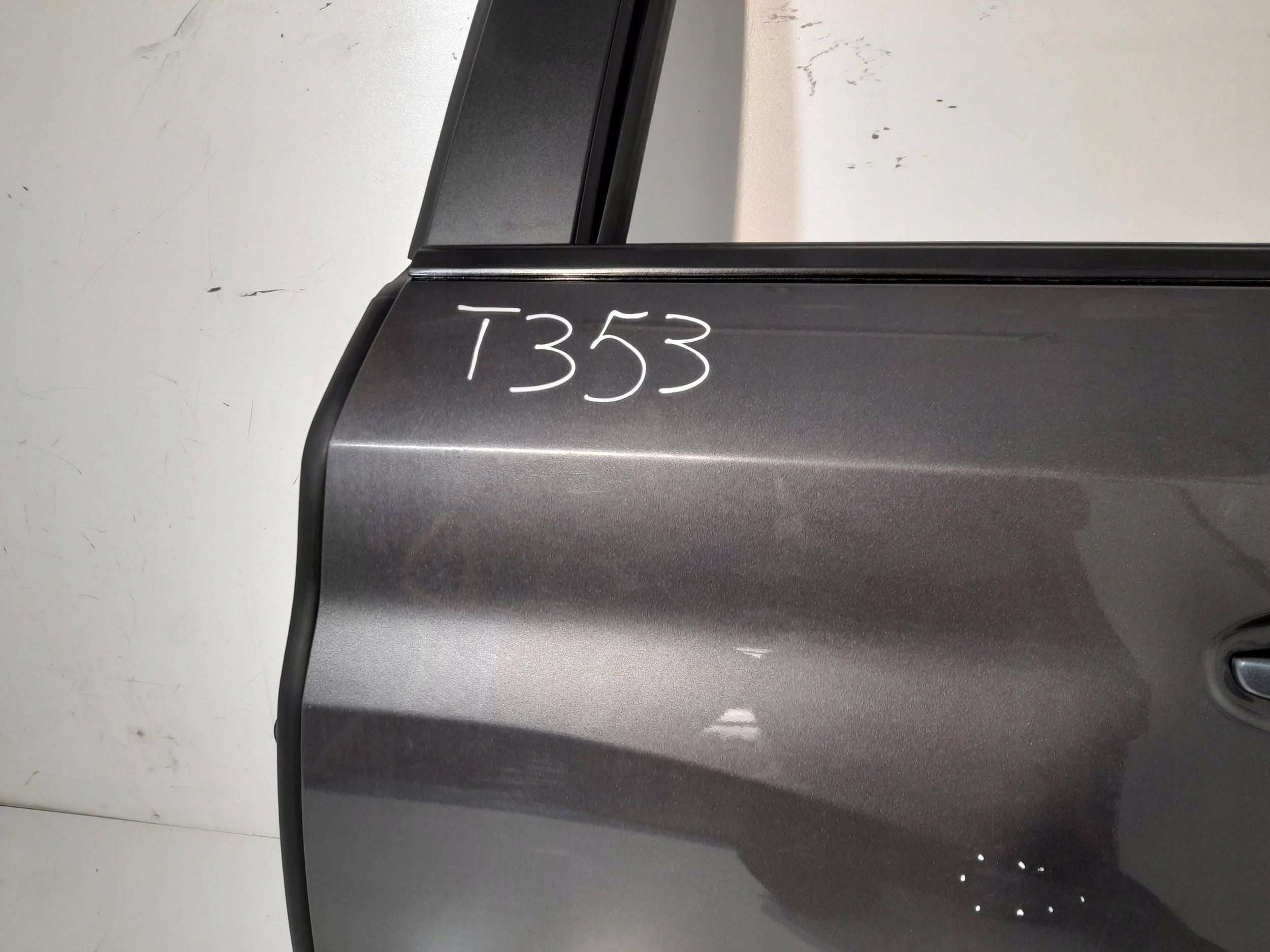 Peugeot 208 II door rear. left (T353)