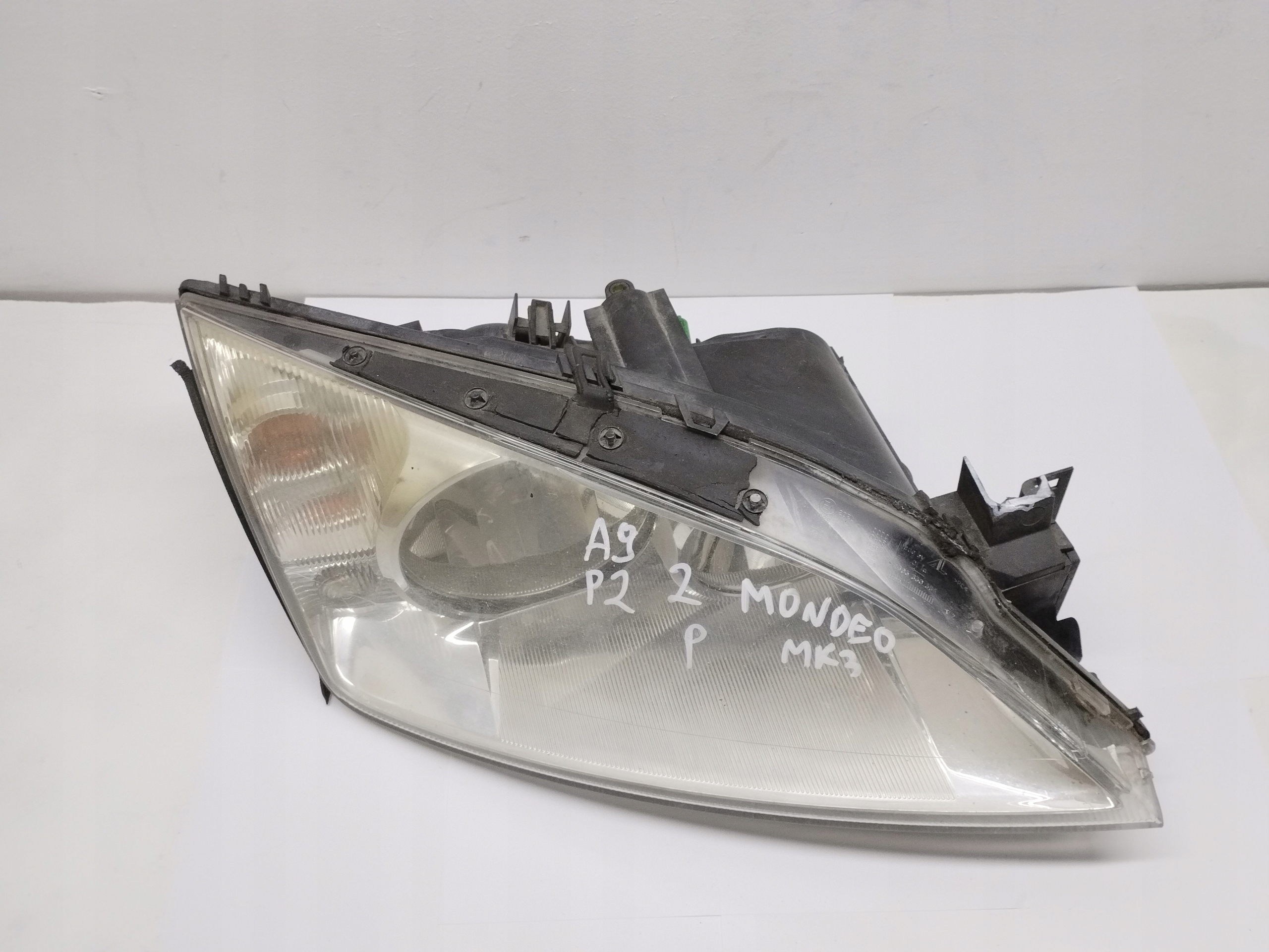 light front right FORD MONDEO MK3 1S7113005AJ 01-07r