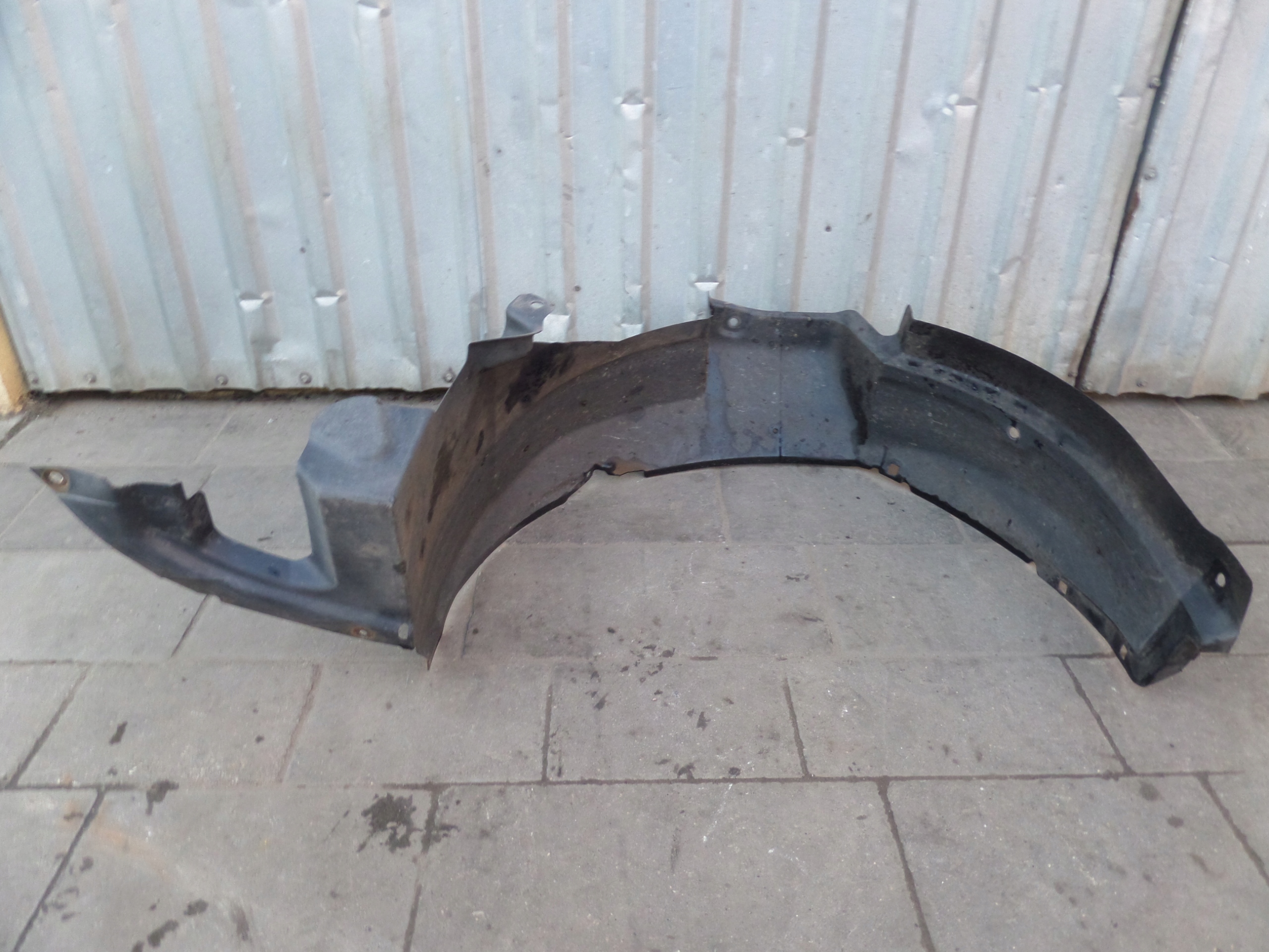 mudguard right front HYUNDAI MATRIX 01-08 86812-17100 original