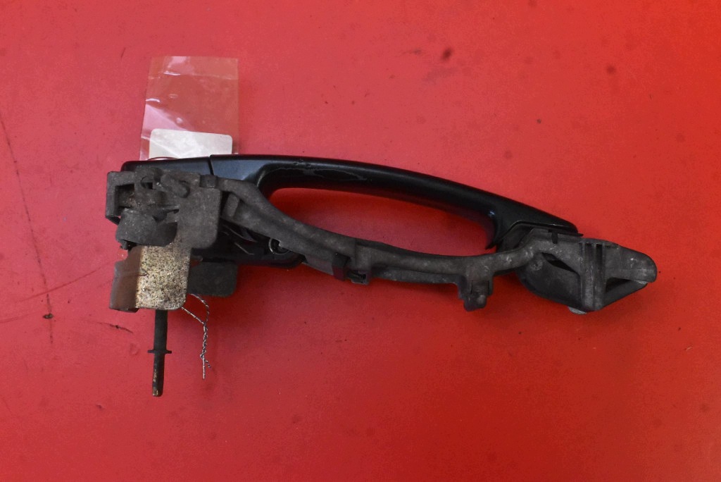 handle left front front CIEMNOZIELONA 3B0837885/886 VW PASSAT B5 LIFT