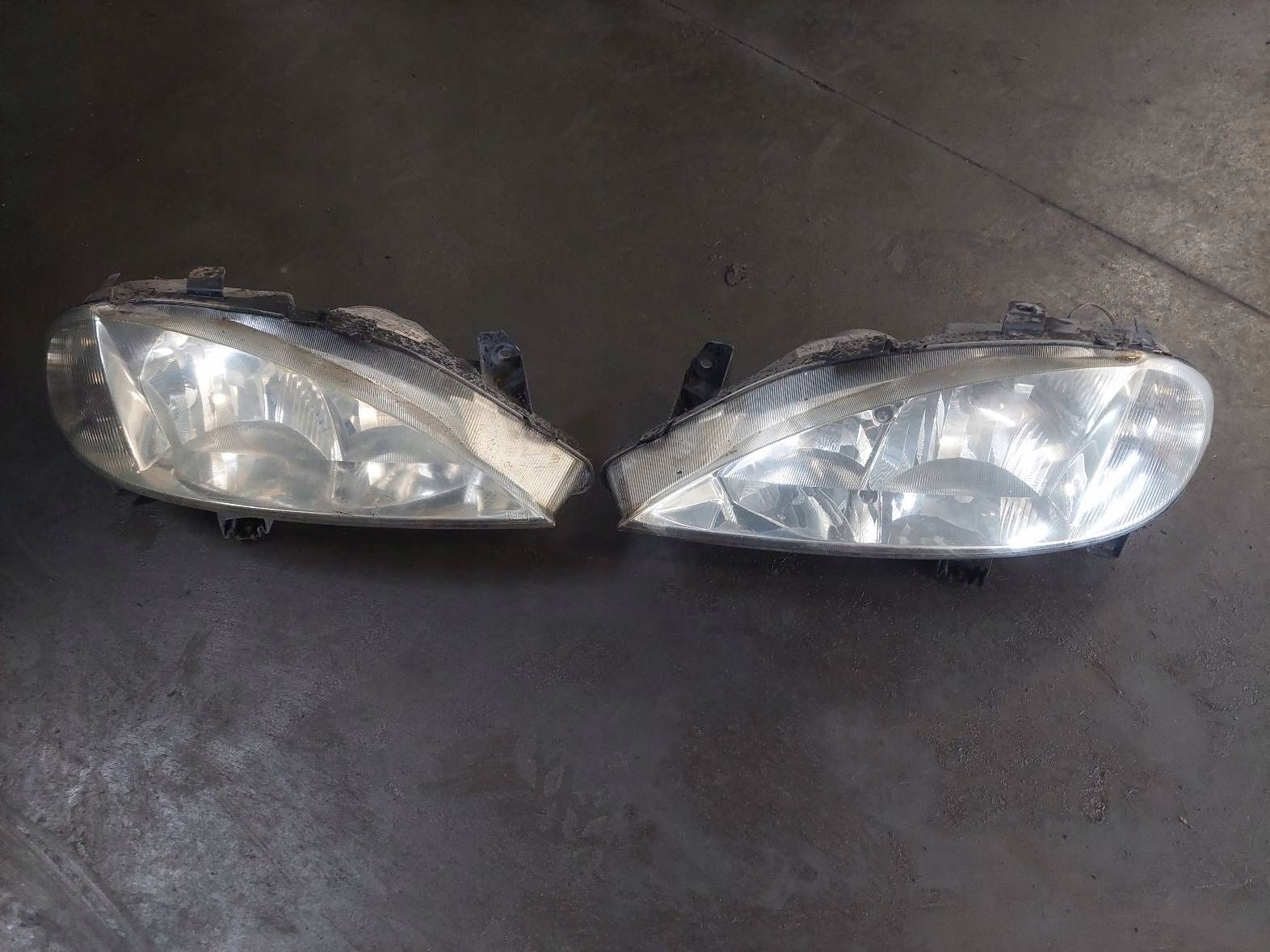 complete front RENAULT MEGANE and LIFT NV926 bonnet bumper fender light