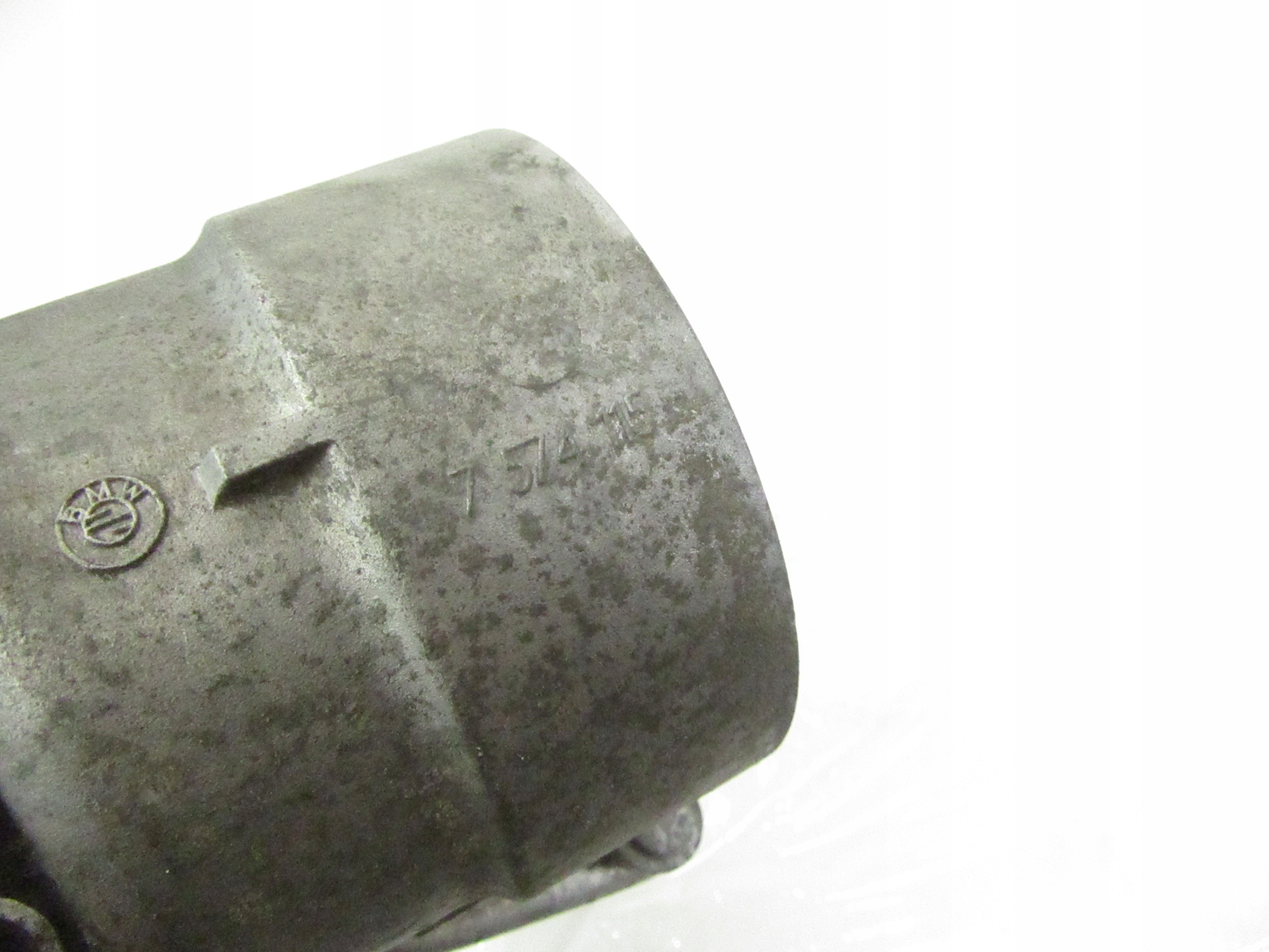 oil filter holder BMW E81 E82 E87 E90 E91 E92 1.6 1.8 2.0 N43 7574115