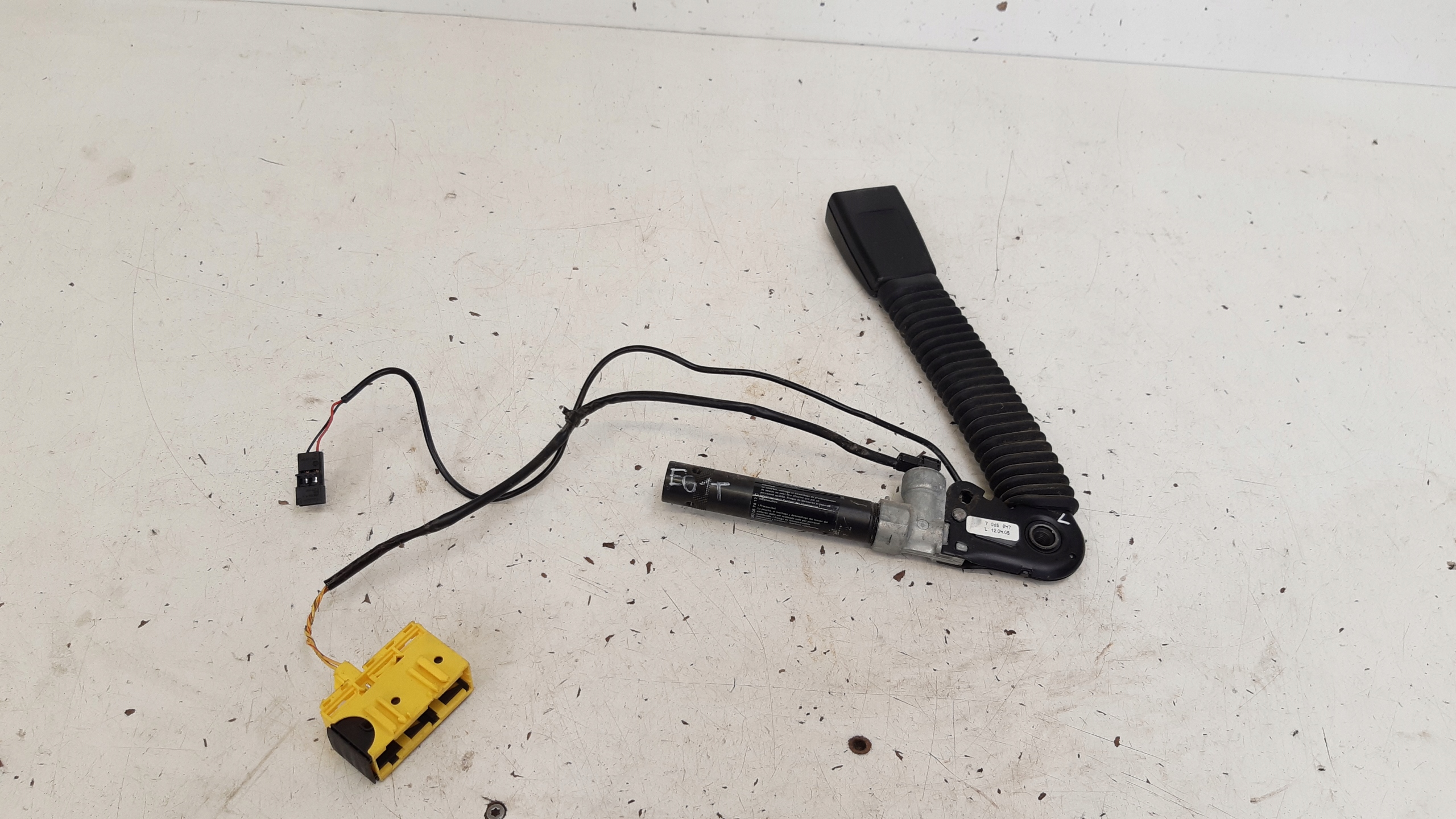 Spanner SITZ links vorne 7065847 BMW E61 525i