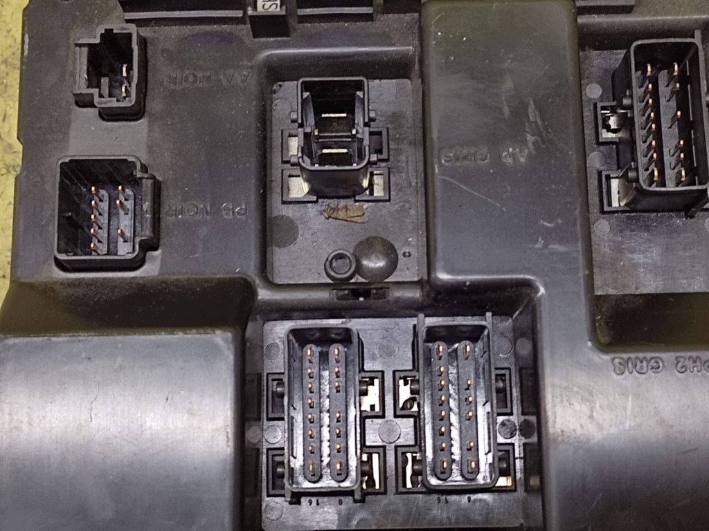 PEUGEOT 307 Module Boîte BSI 9651197080