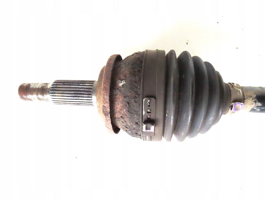 PÓŁOŚ PRAWA TOYOTA VERSO 2.0 D4D 2009-2018 ROK Numer katalogowy części HSGSFWREW424202-20-202P0909