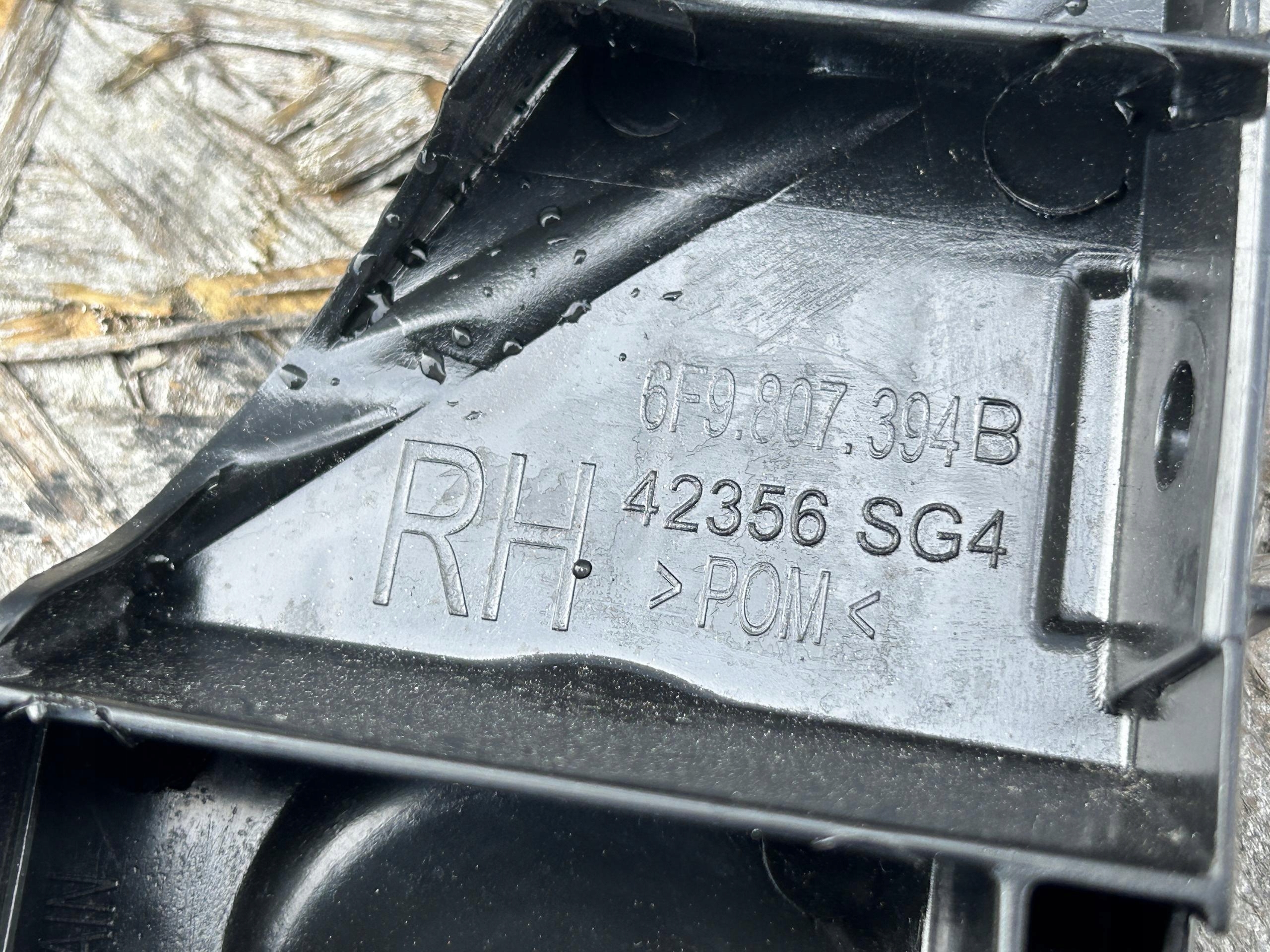 bumper bracket right rear part SEAT ARONA 6F9807394B