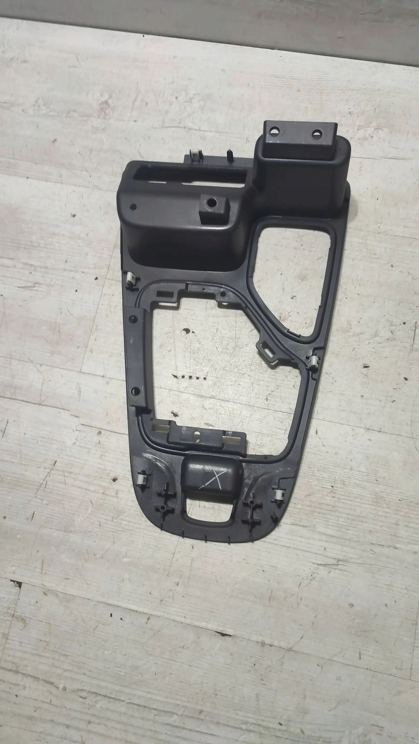 Jeep Cherokee 2015 frame drazka changes of the gear
