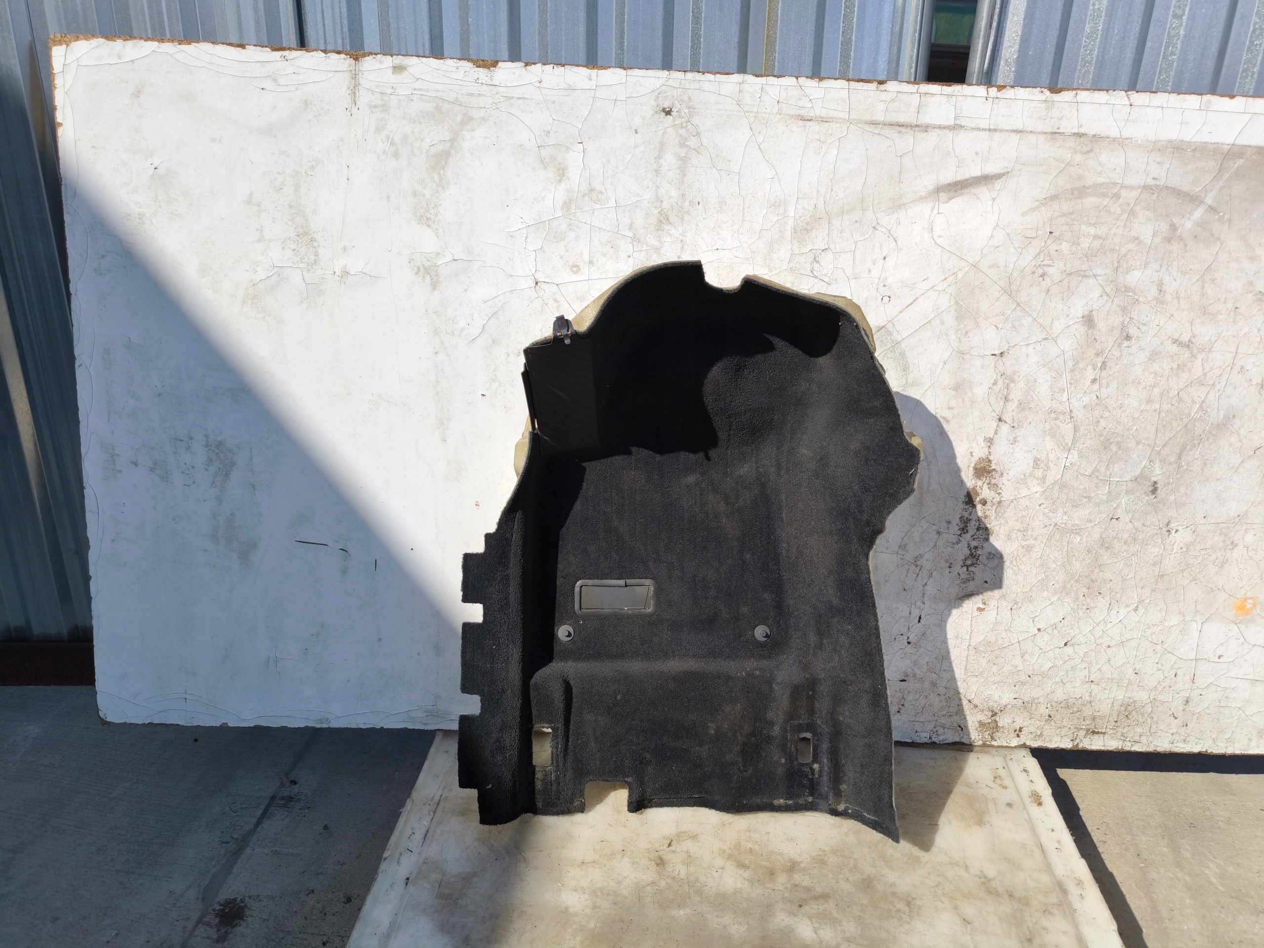 carpet WYKLADZINALEWY front AUDI A8 D4 4H1863709B