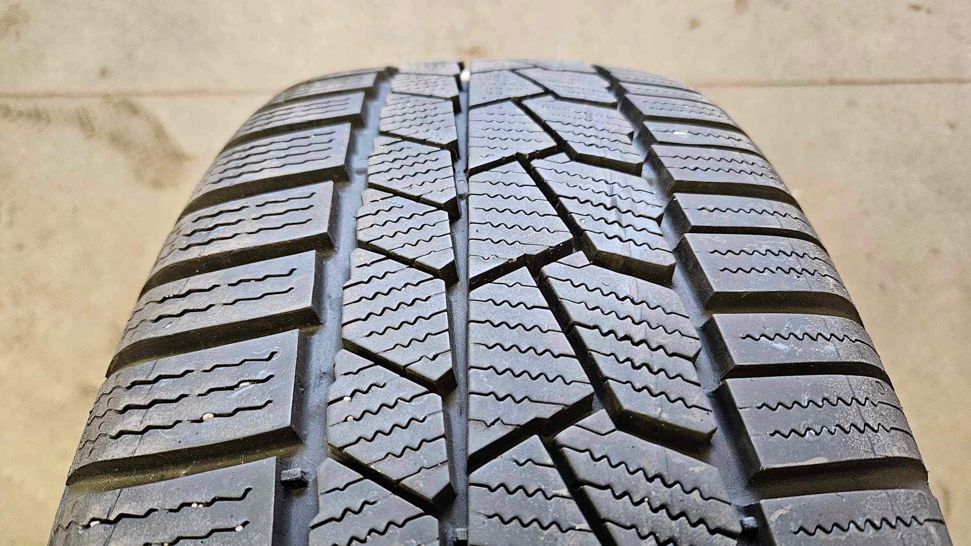 2x 205/60R16 96H XL Continental WinterContact TS860S / 2x 7,5mm