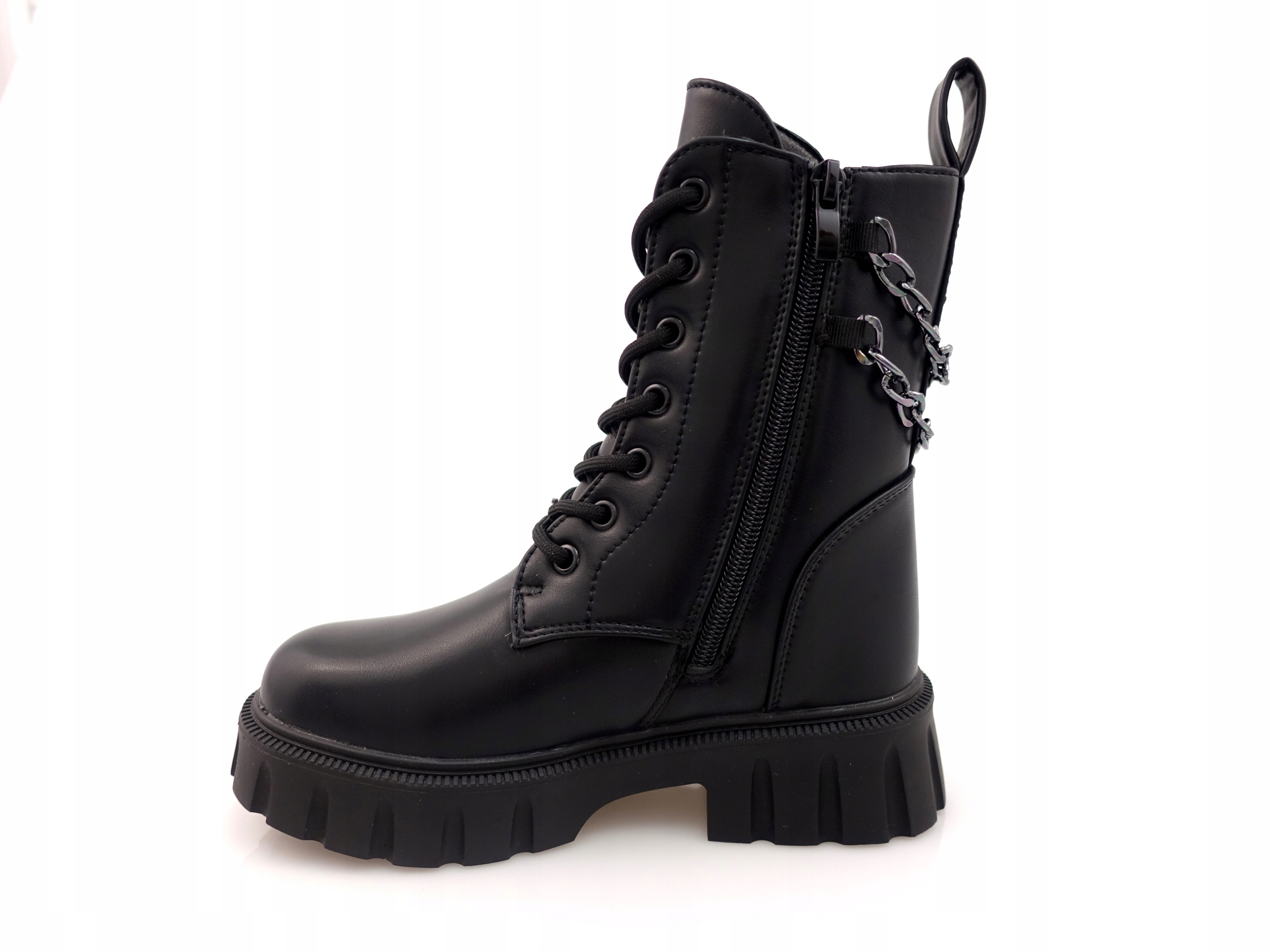 WORKERY CZARNE BOTKI DZIEWCZĘCE TRAPERY Z ŁAŃCUCHEM gruby kożuch 38 Kod producenta BM3312