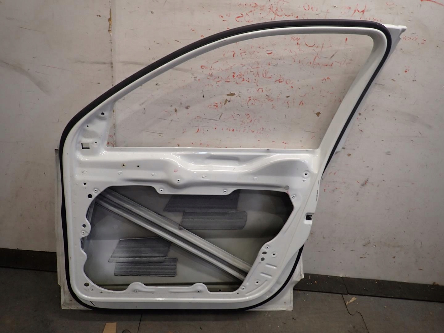 door front front right VW TIGUAN and 2007-2015 5N0831312C