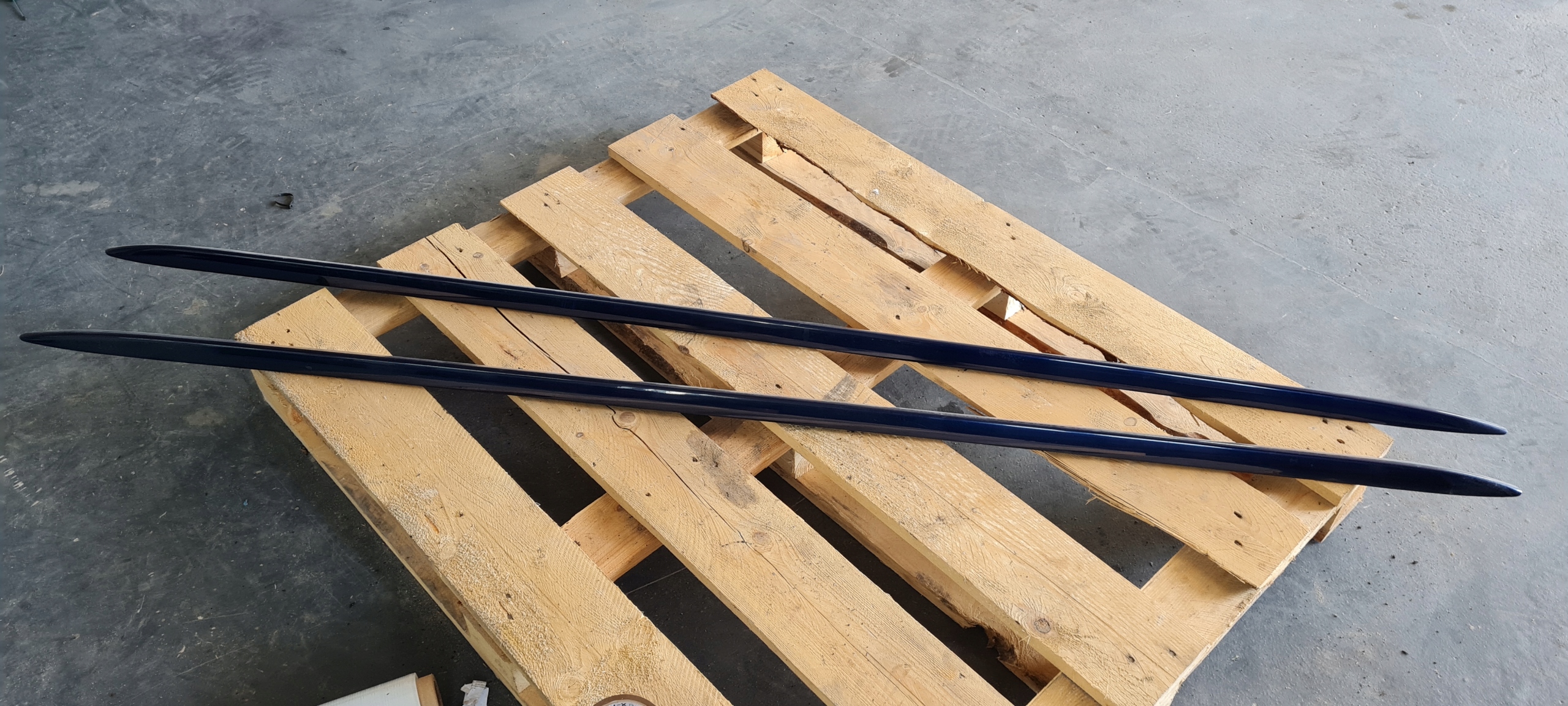 S4 B8 A4 LIFT LISTWA PROGOWA LEWA PRAWA NAKŁADKA SLINE 2X LX5P