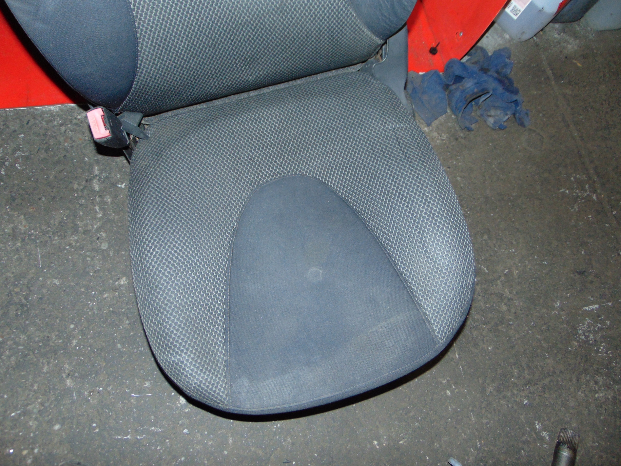 NISSAN MICRA K12 5D Sitze vorne Sitz heck KPL