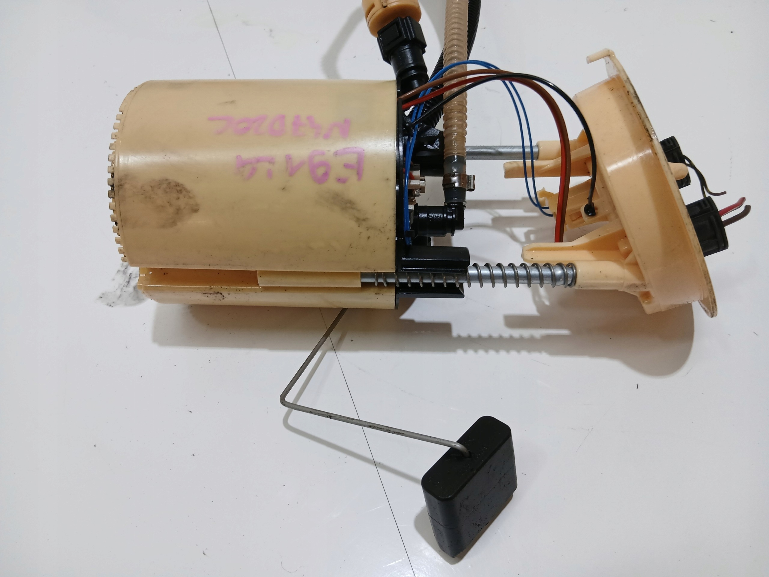 pumpa goriva PLYWAK BMW E90 E91 N47D20COE 7190944 (24235294)