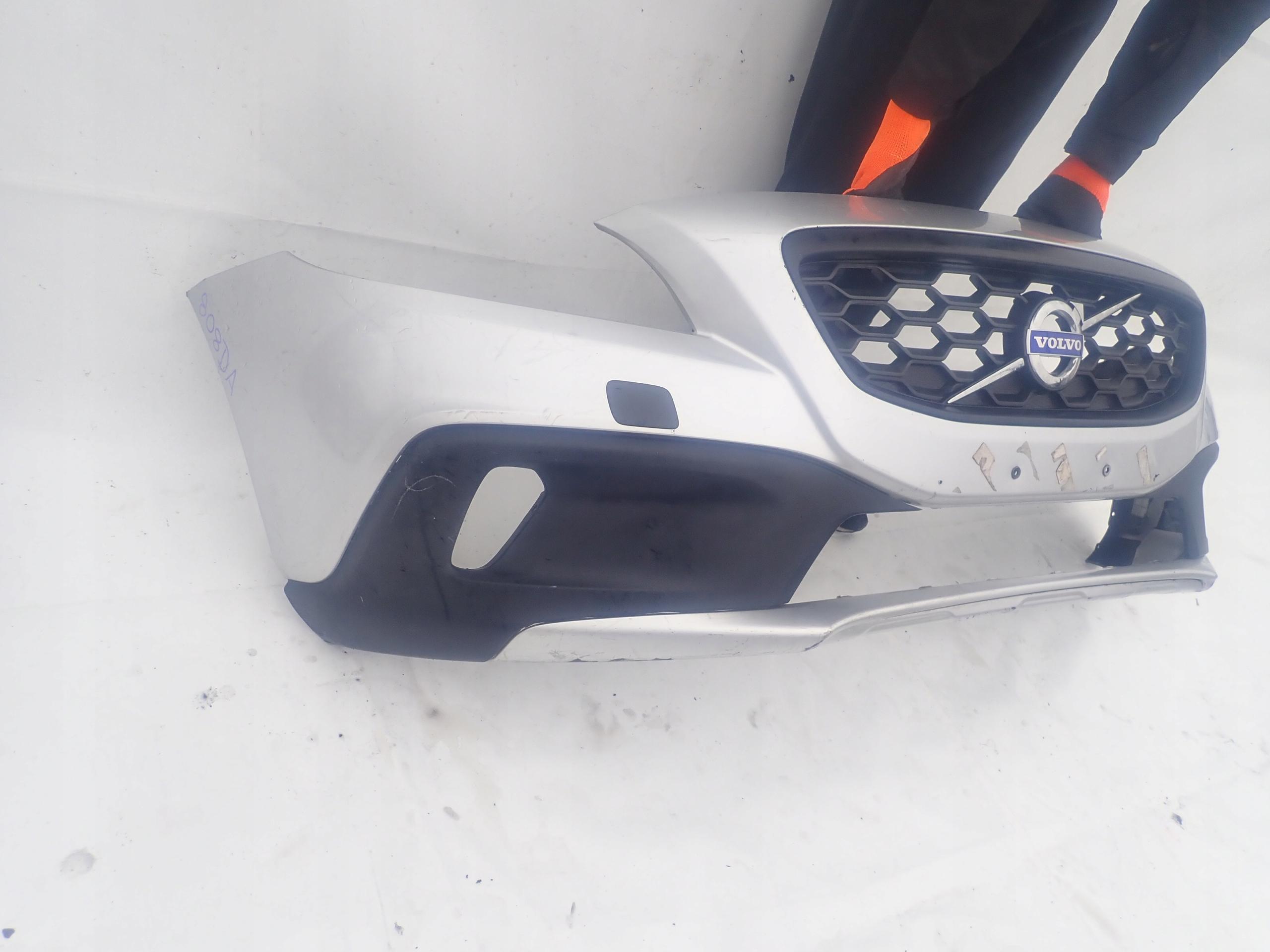 VOLVO XC40 CROSS COUNTRY 12-19 bumper front