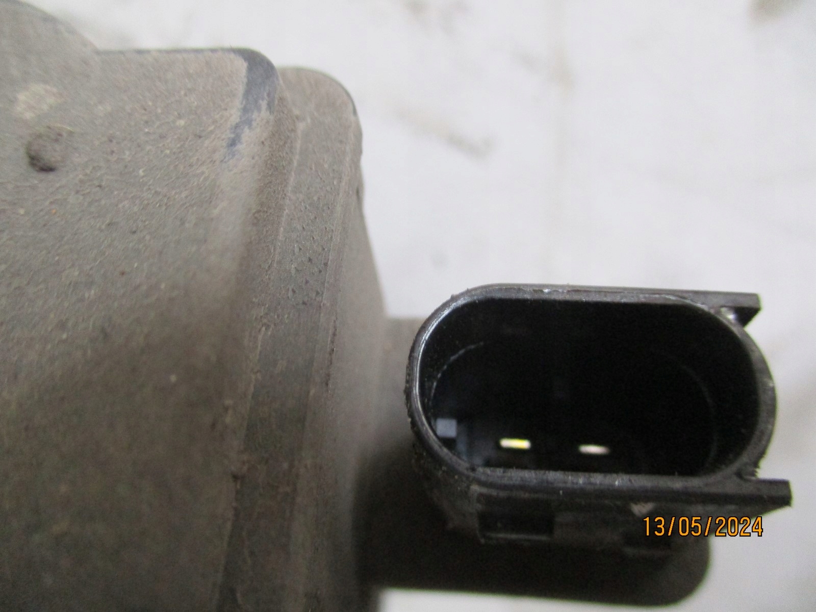caliper calipers VOLVO XC40 2,0D 31471185 31471183