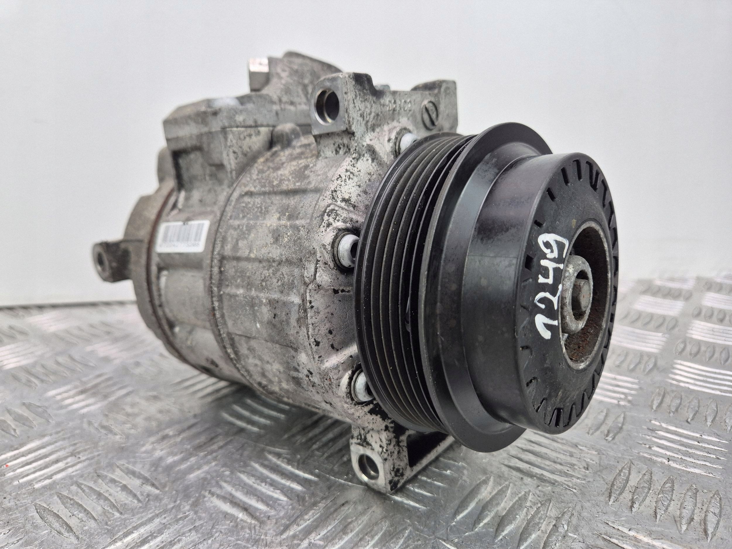 Mercedes E200 CGI W212 Klimakompressor klimaanlage 271860 A0022304511
