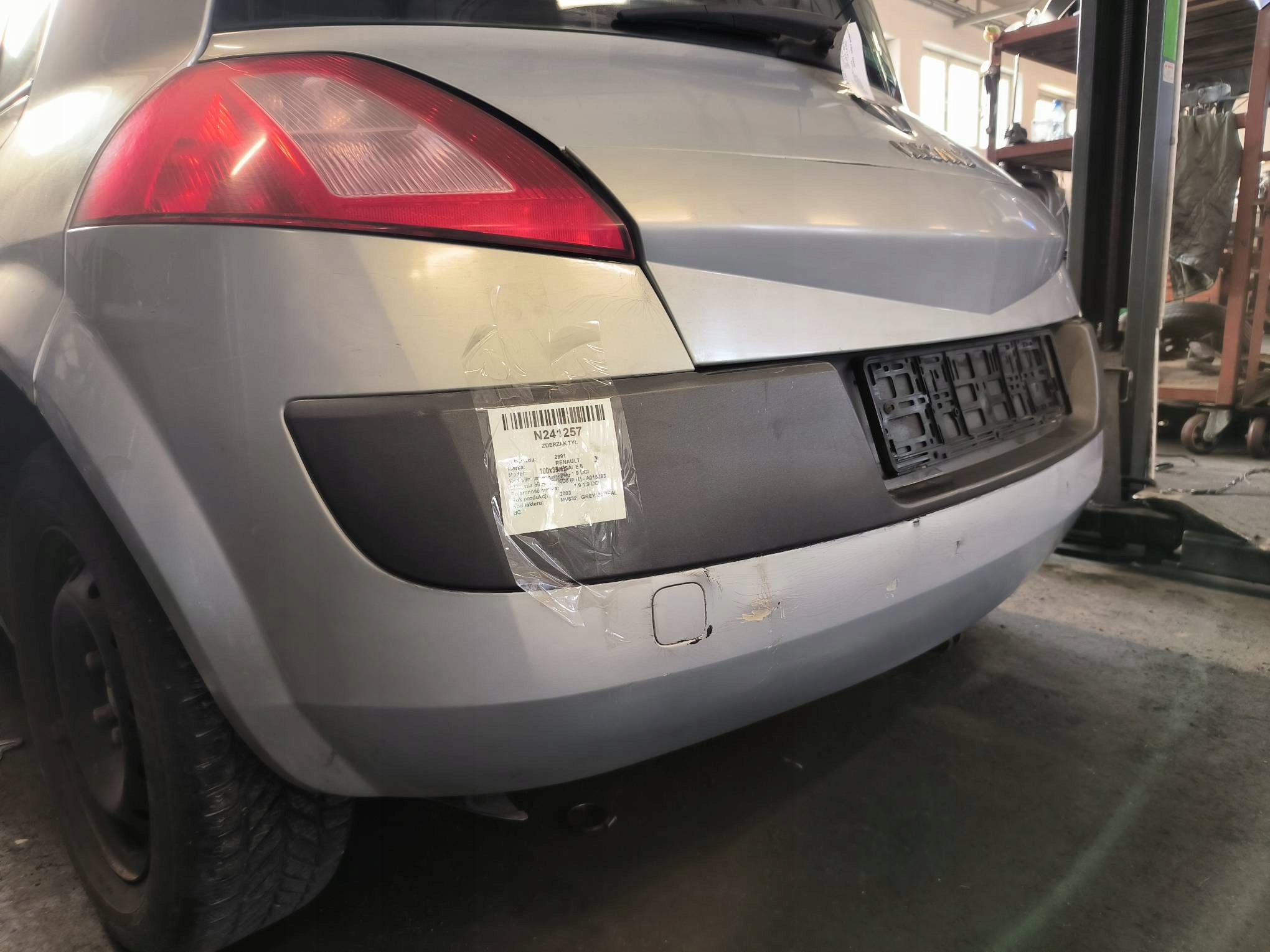 bumper rear part MV632 SREBRNY RENAULT MEGANE II 5D