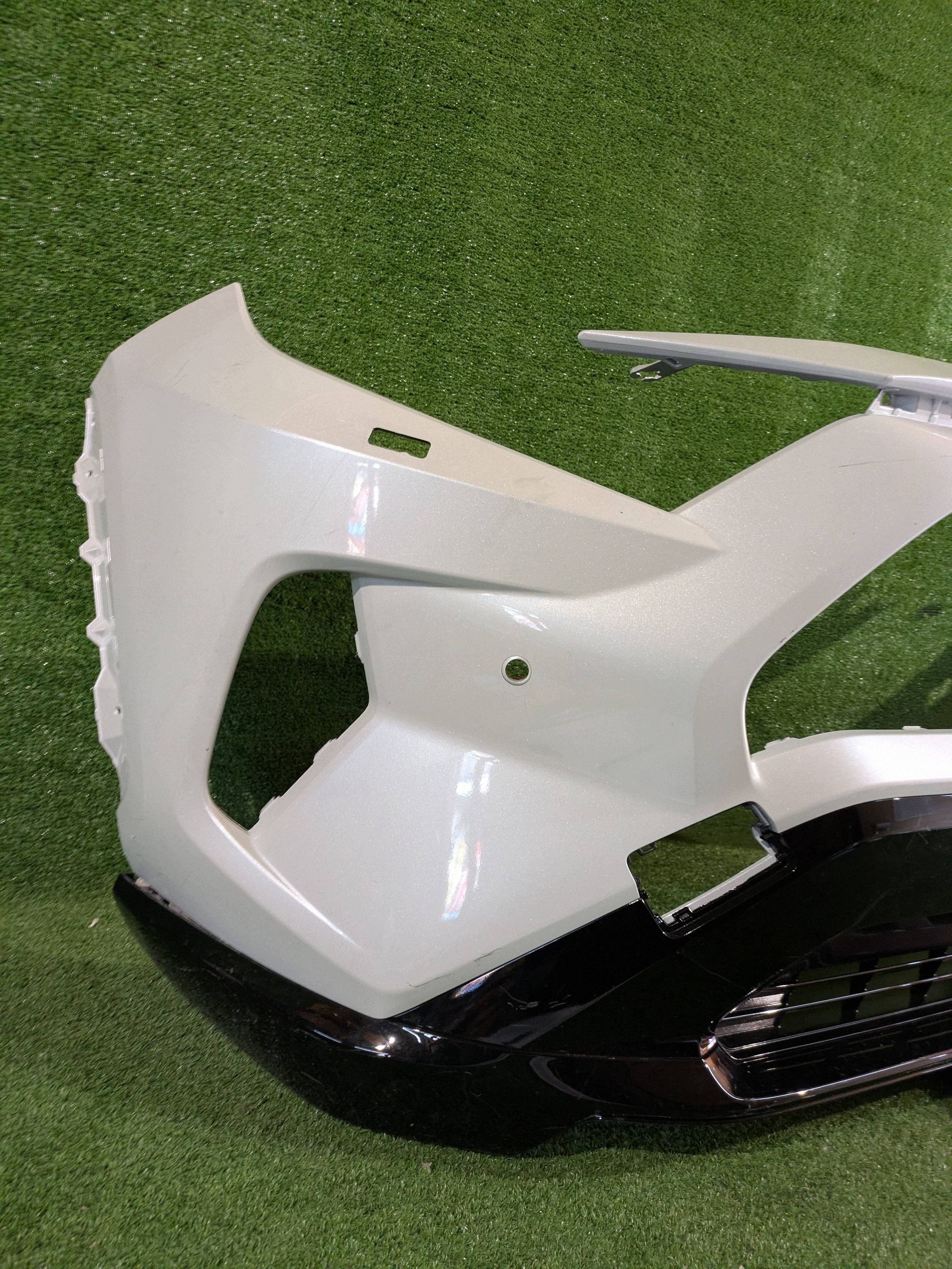 front bumper front TOYOTA RAV4 V 18- NR.Z9531