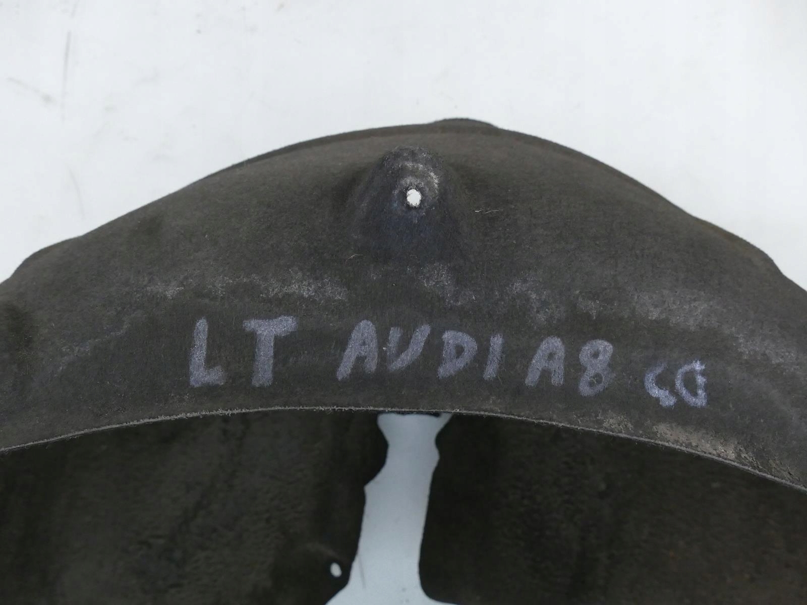 AUDI A8 D3 LIFT mudguard left rear part left rear.