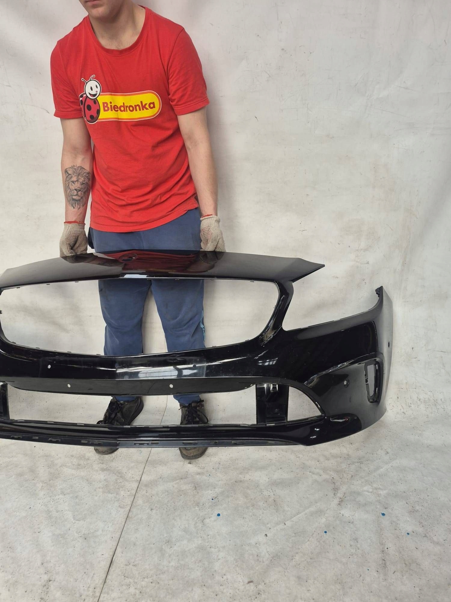 MERCEDES A-KLASA W176 LIFT 15-18 bumper front front PDC