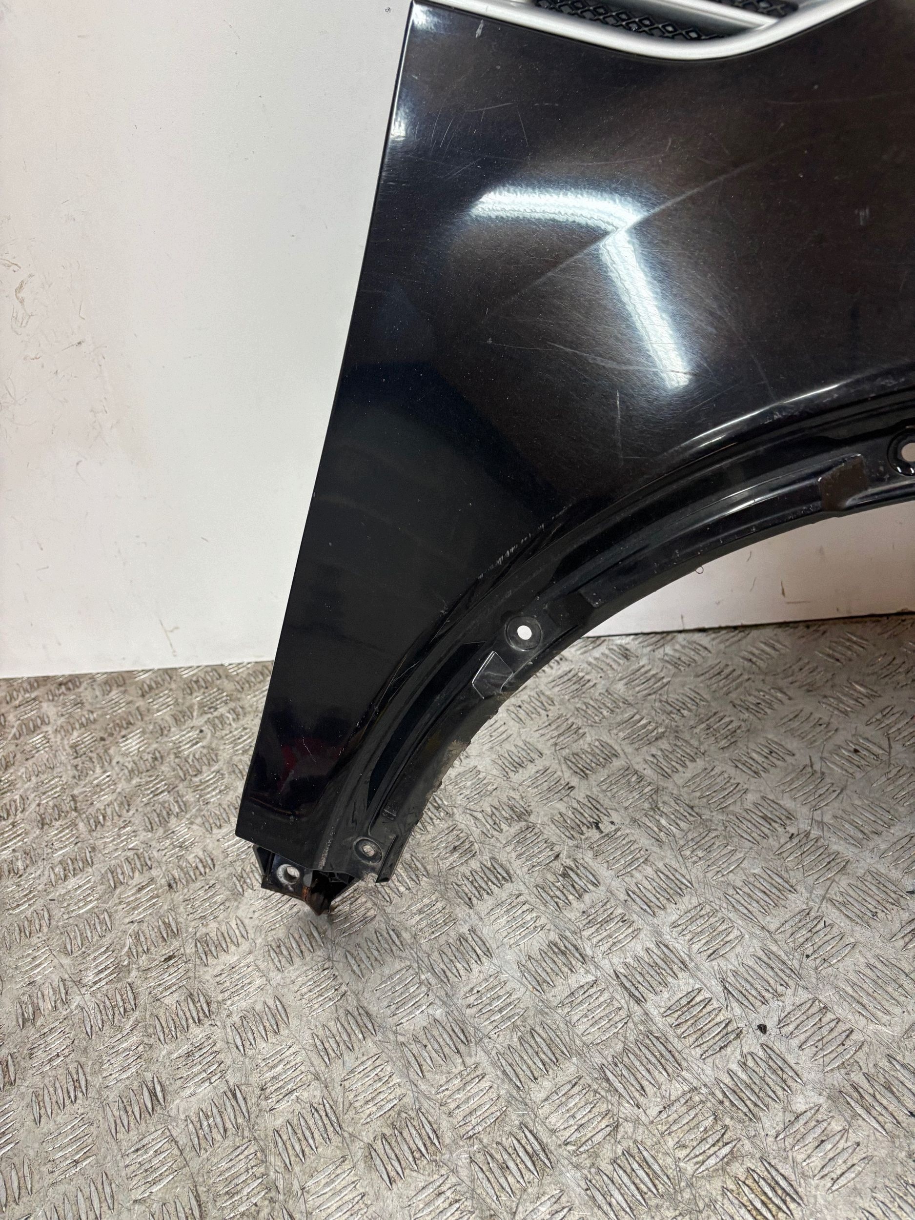 fender front front right FORD KUGA MK1