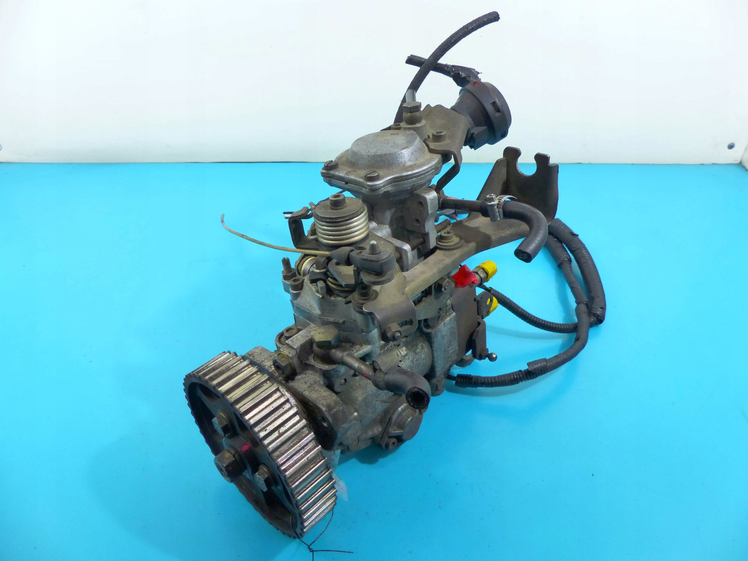 ТОПЛИВНЫЙ НАСОС VW GOLF III 0460494416 1.9 TD